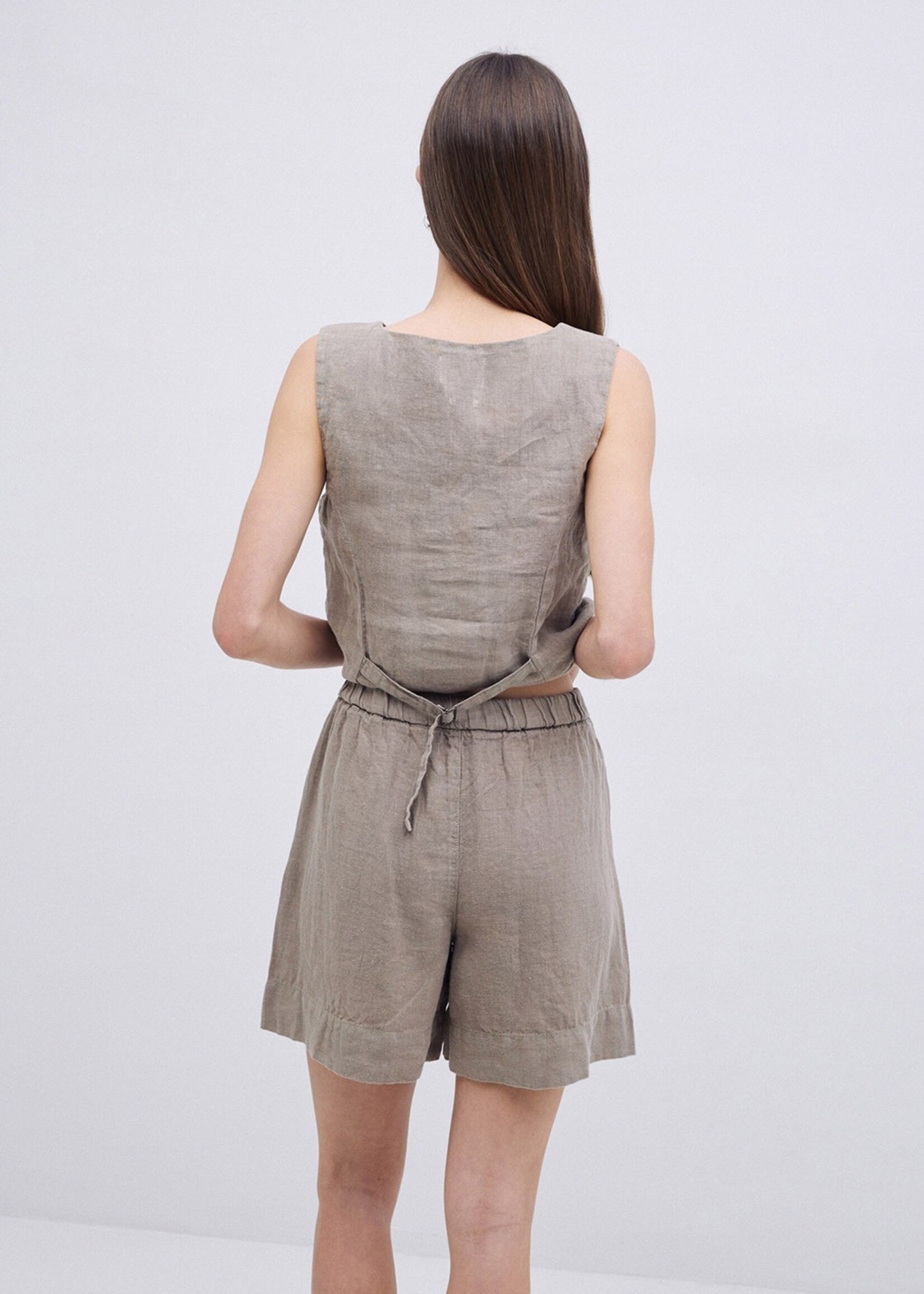 Yerse Yerse Linen Shorts - Khaki