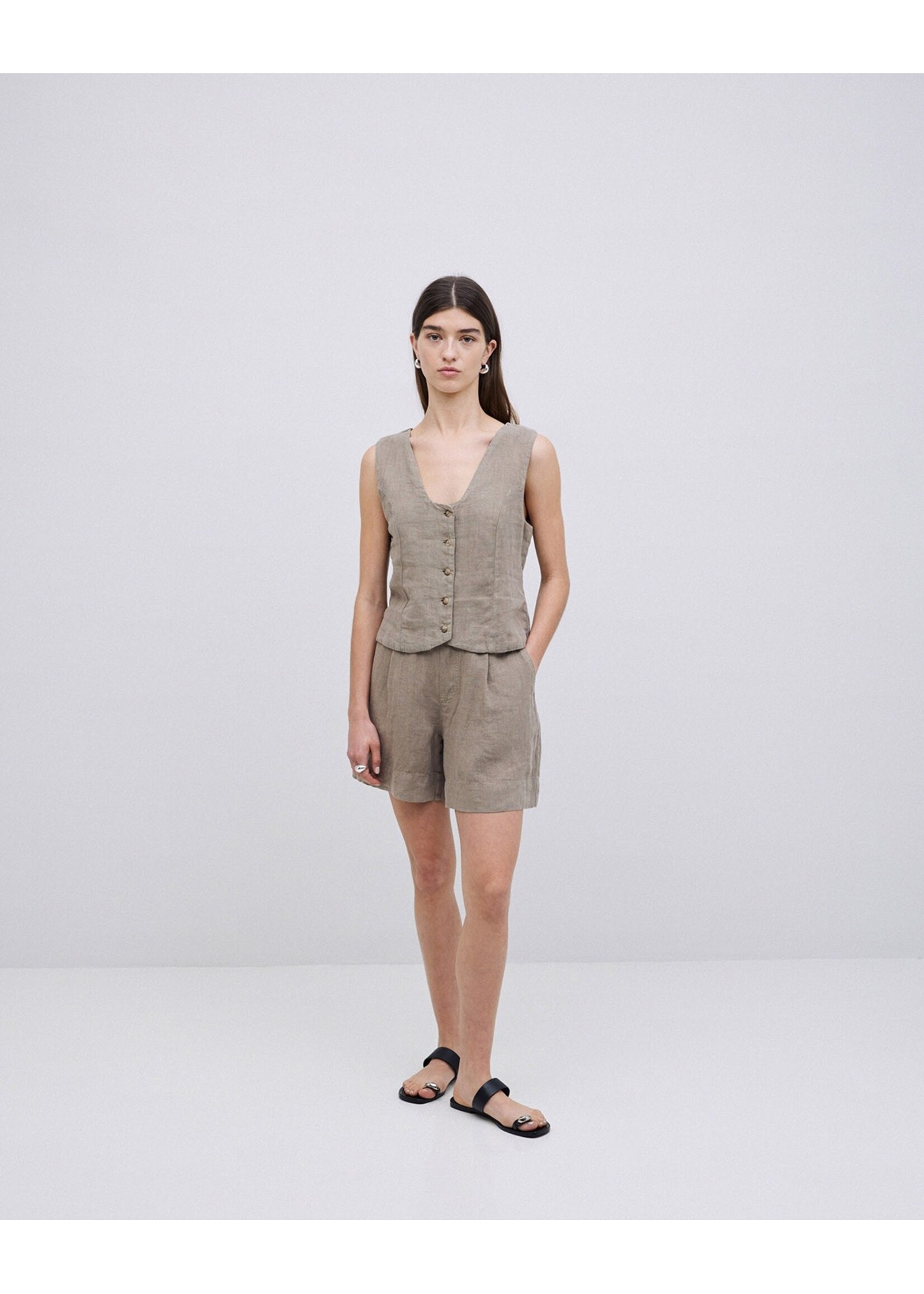 Yerse Yerse Linen Vest - Khaki