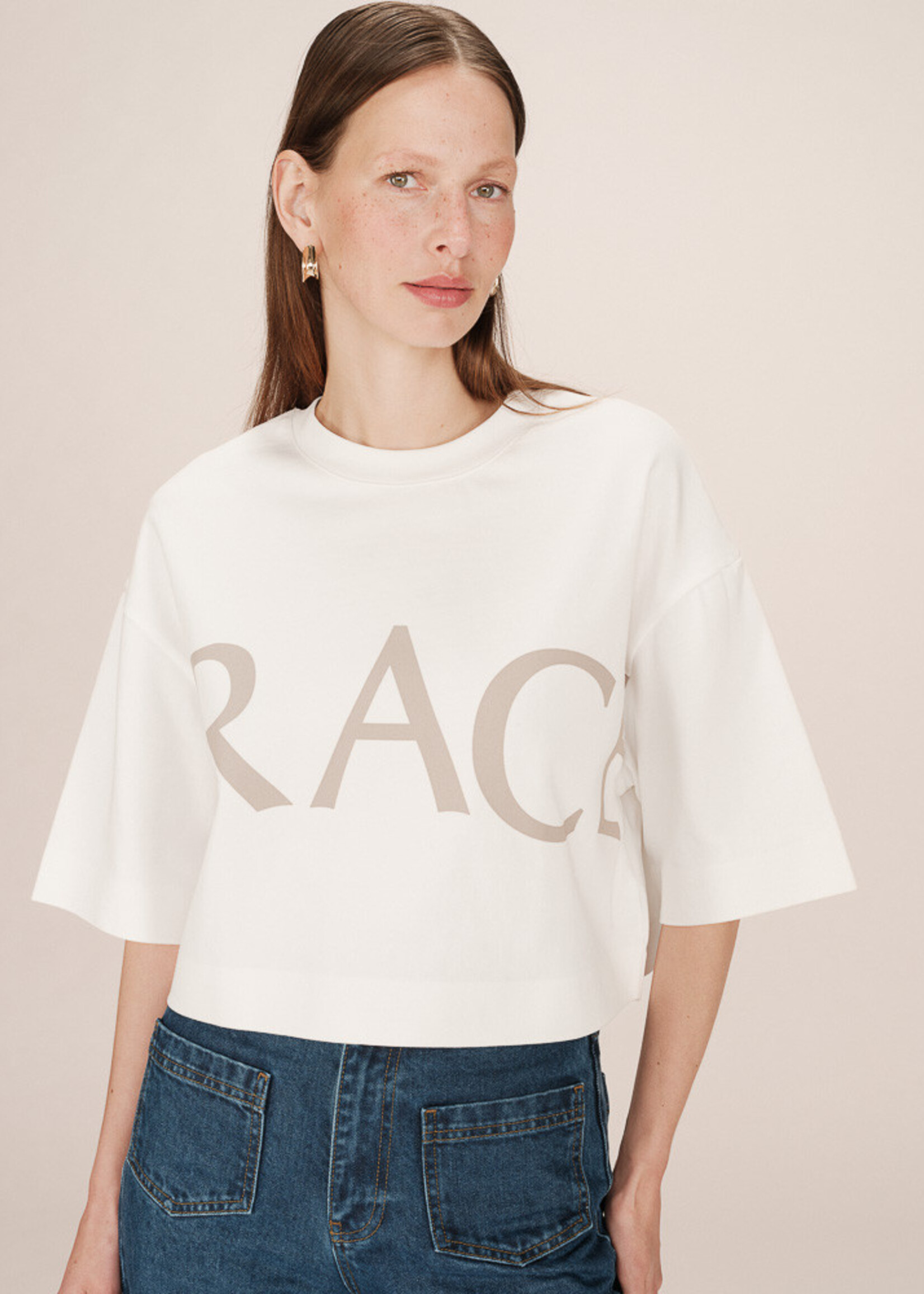 Grace and Mila Grace & Mila Star T-Shirt - Taupe