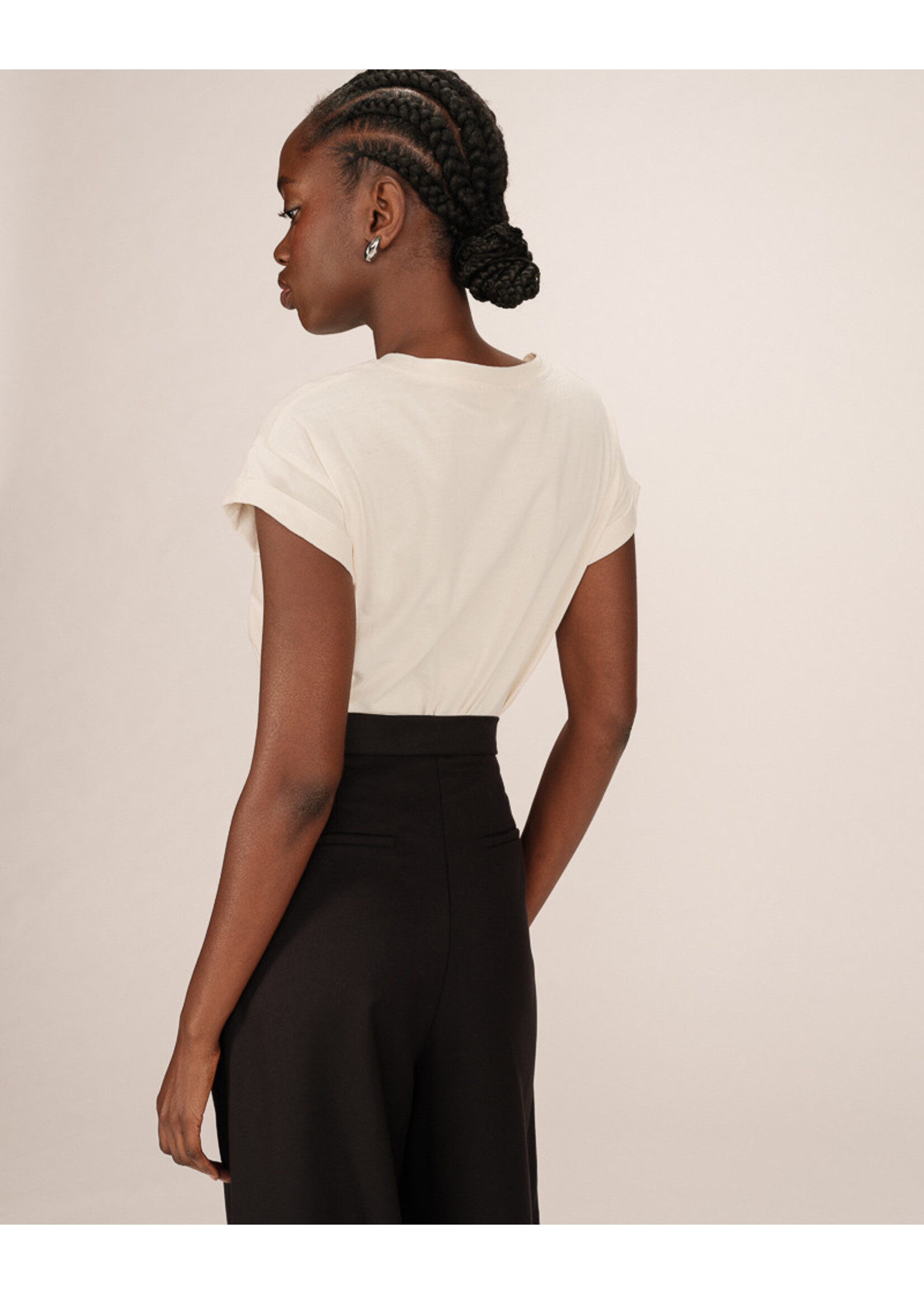 Grace and Mila Grace & Mila Sorentino T-Shirt - Beige