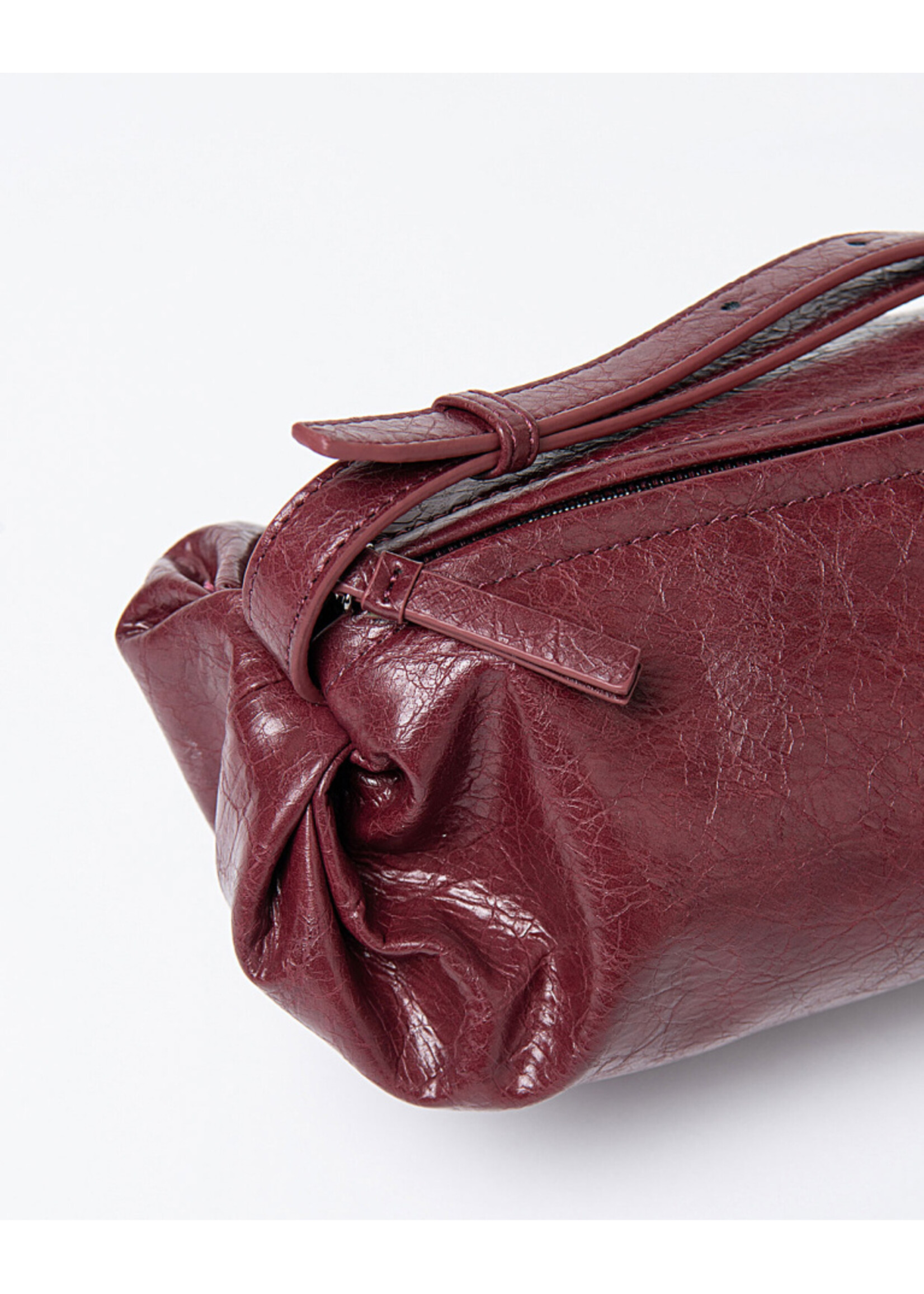Surkana Surkana Crackled Crossbody Bag - Bourdeaux