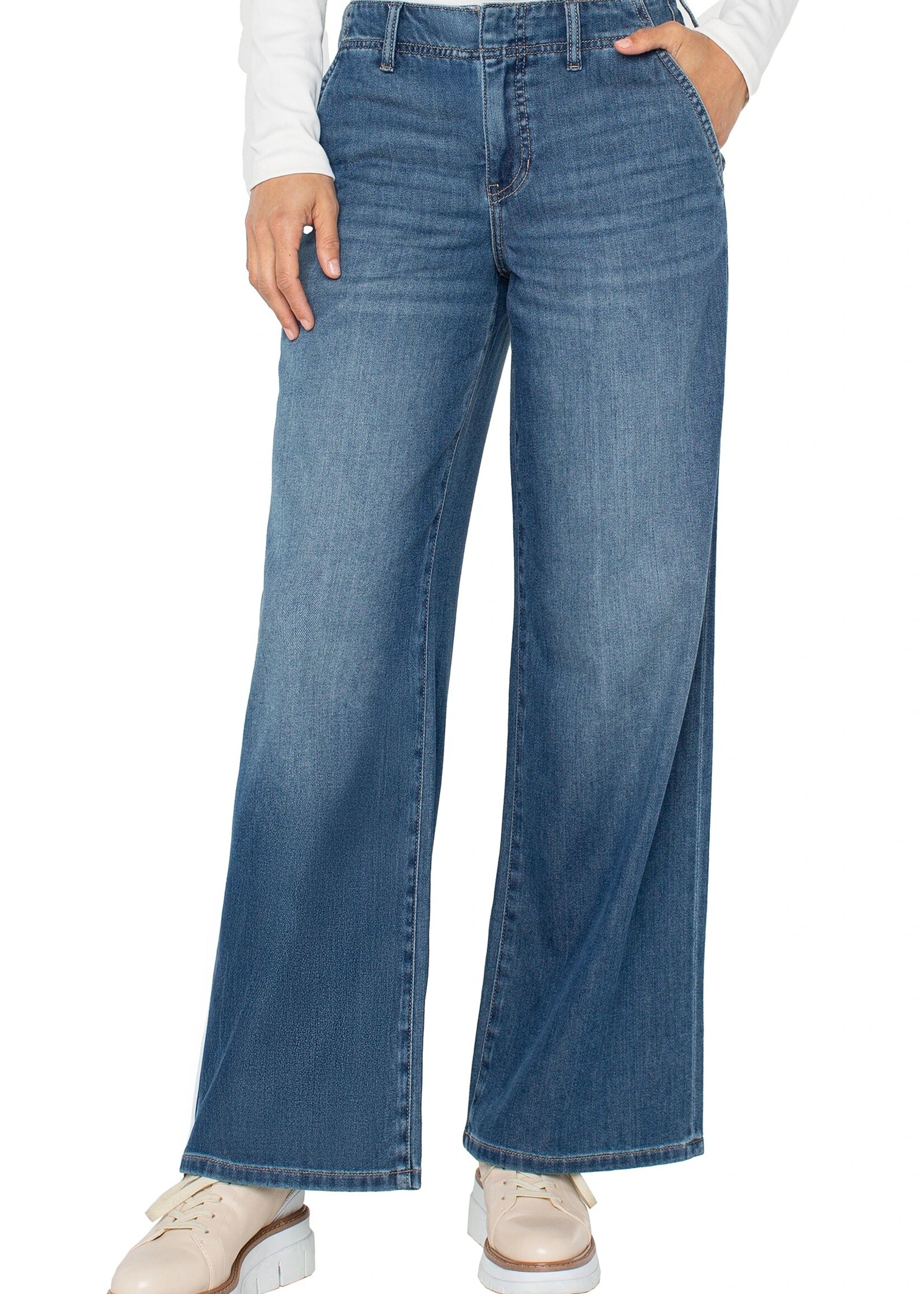 Liverpool Liverpool The Weekender Jeans - Walnut Creek