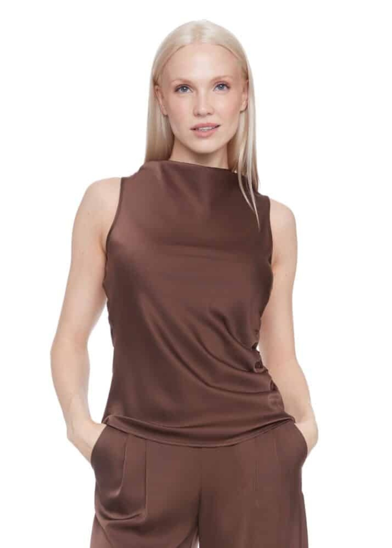 I love Tyler Madison Tyler Madison Veronica Sleeveless Top - Brown