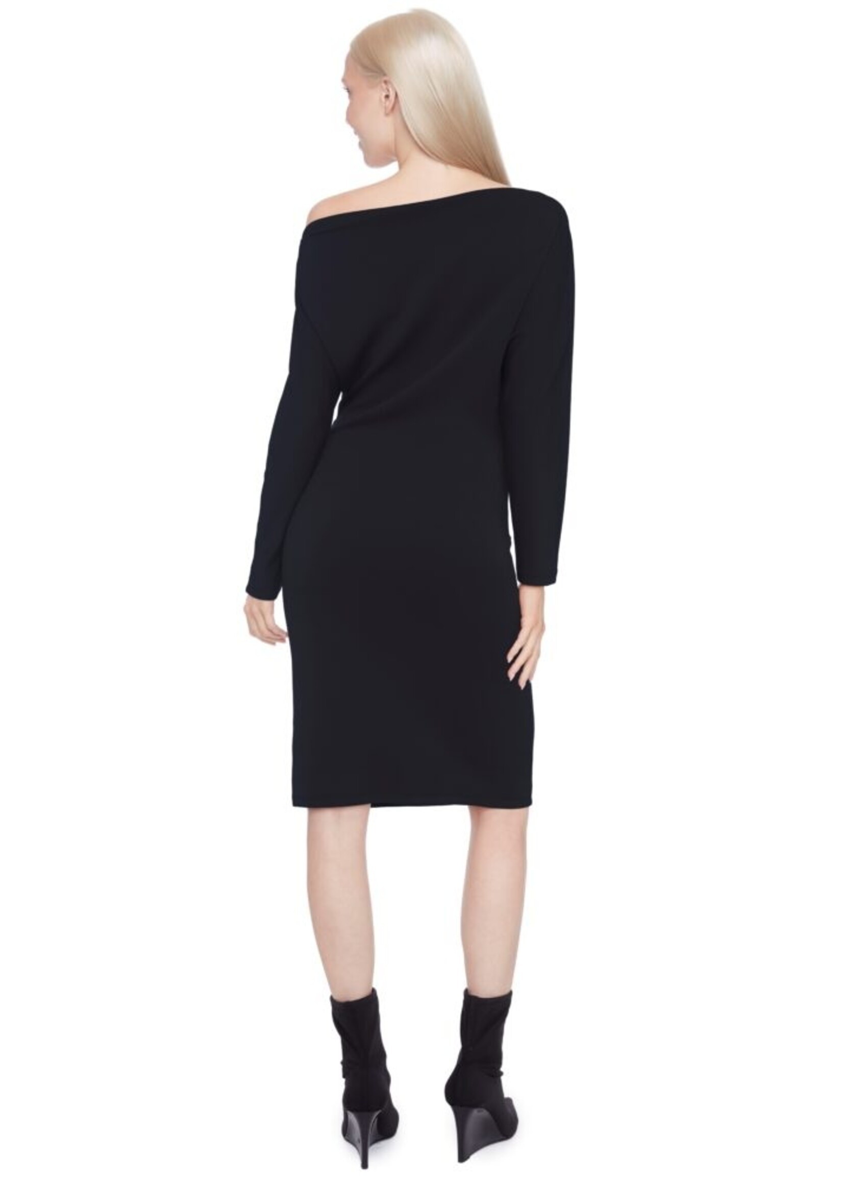 I love Tyler Madison Tyler Madison Robe Mi-Longue Unie À Col Bénitier - Noir