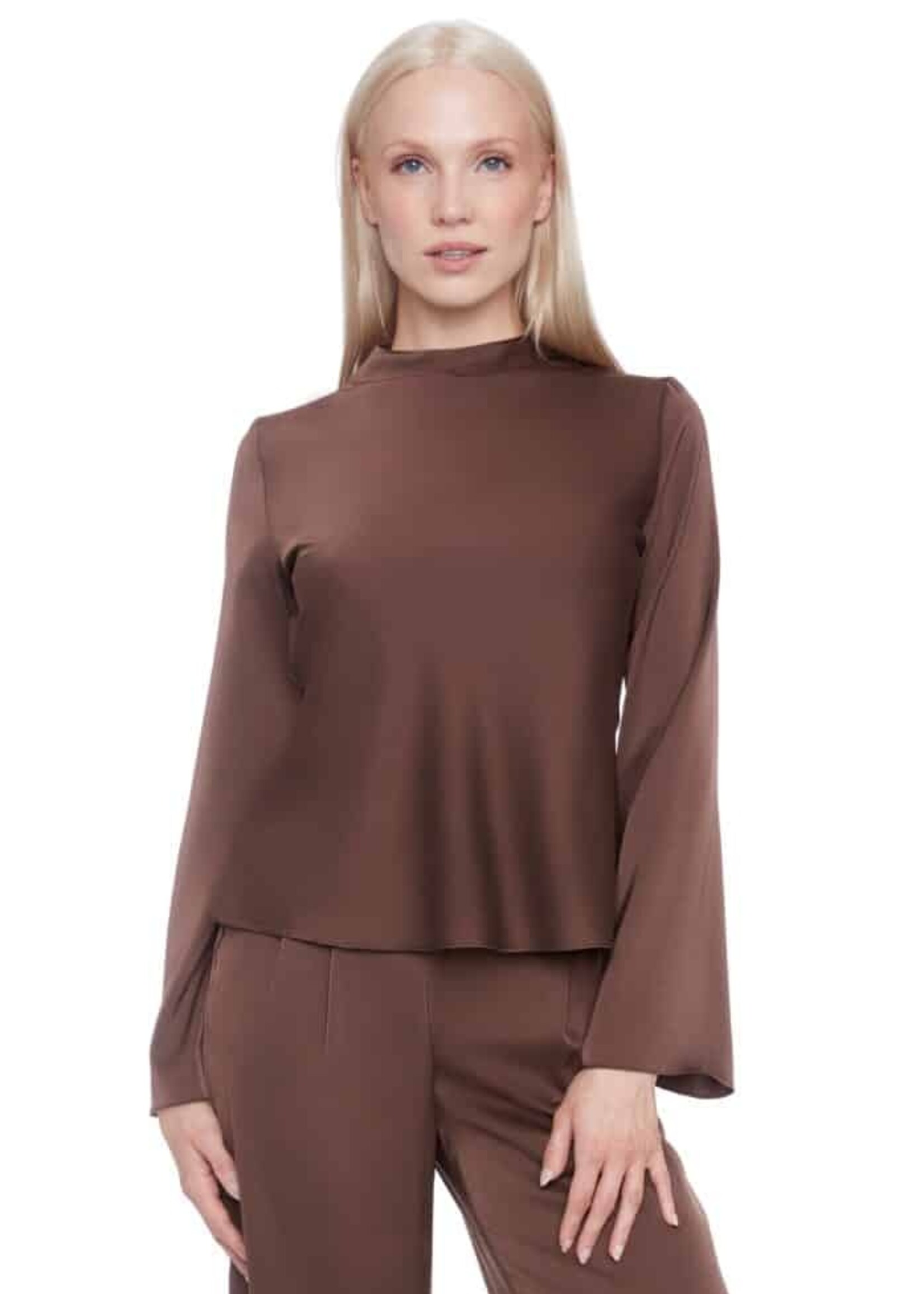 I love Tyler Madison Tyler Madison Lindsay Bell-Sleeve Top - Brown