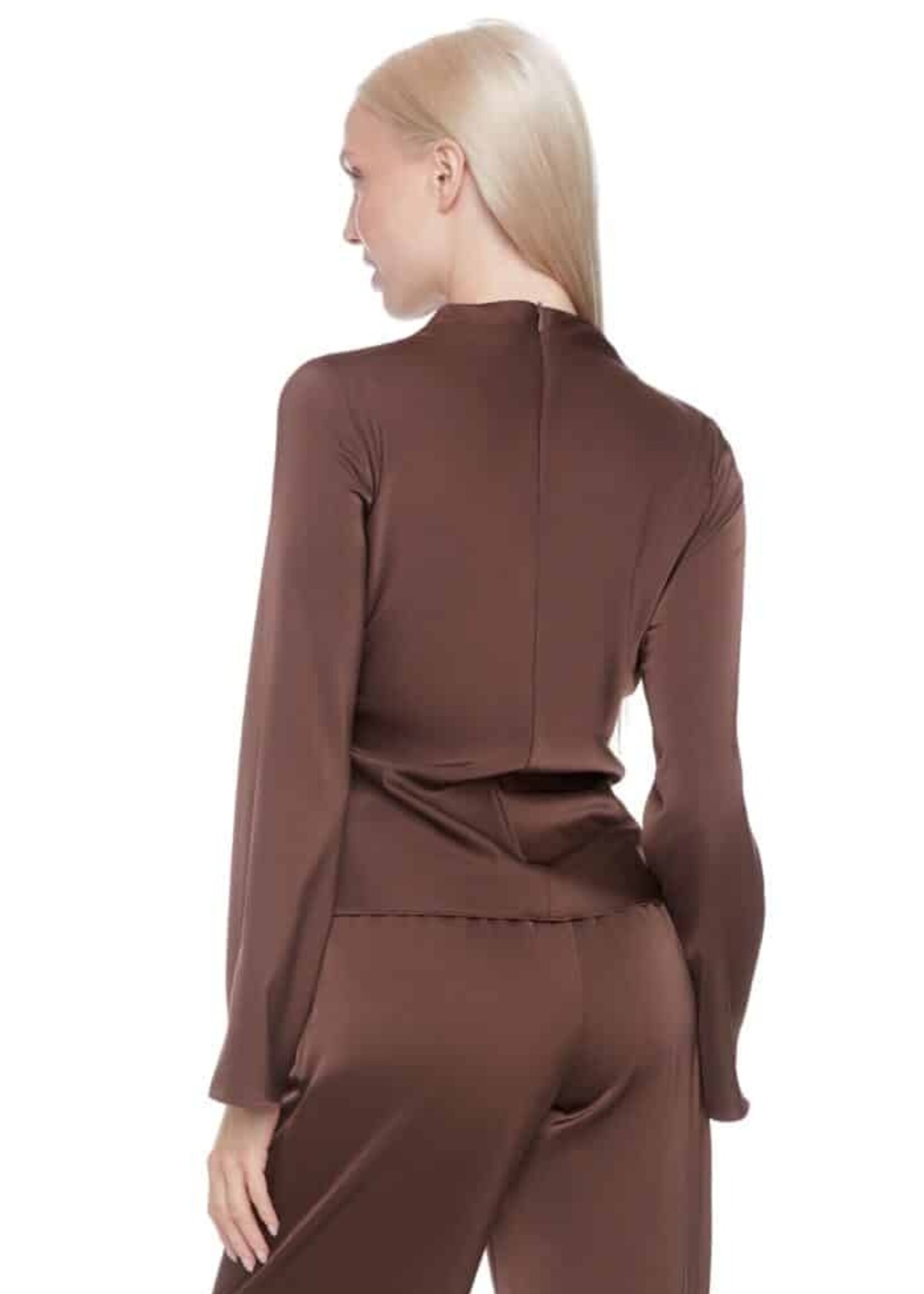 I love Tyler Madison Tyler Madison Lindsay Bell-Sleeve Top - Brown