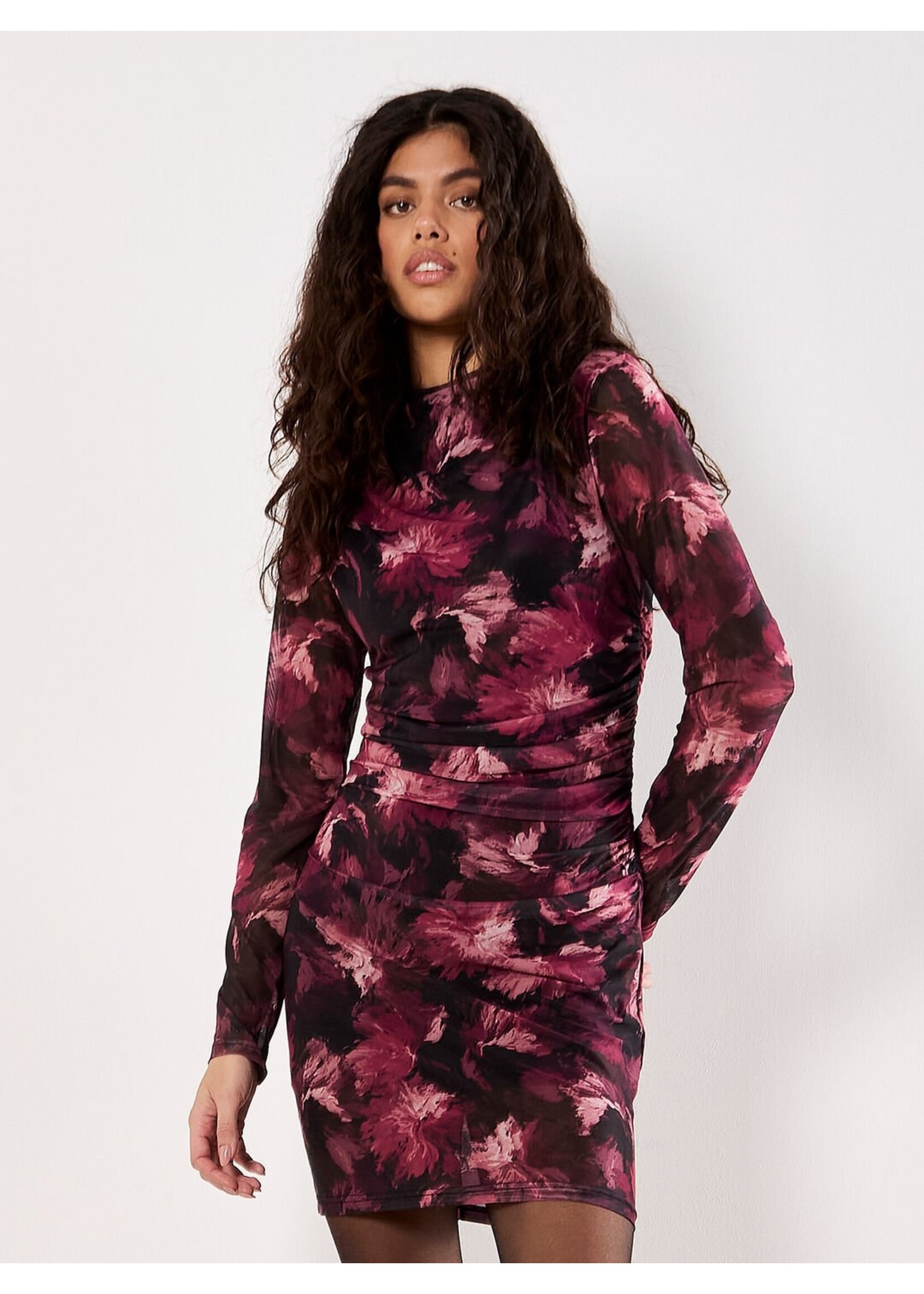 Apricot Apricot Robe En Maille Fleurie Paintbrush - Noir