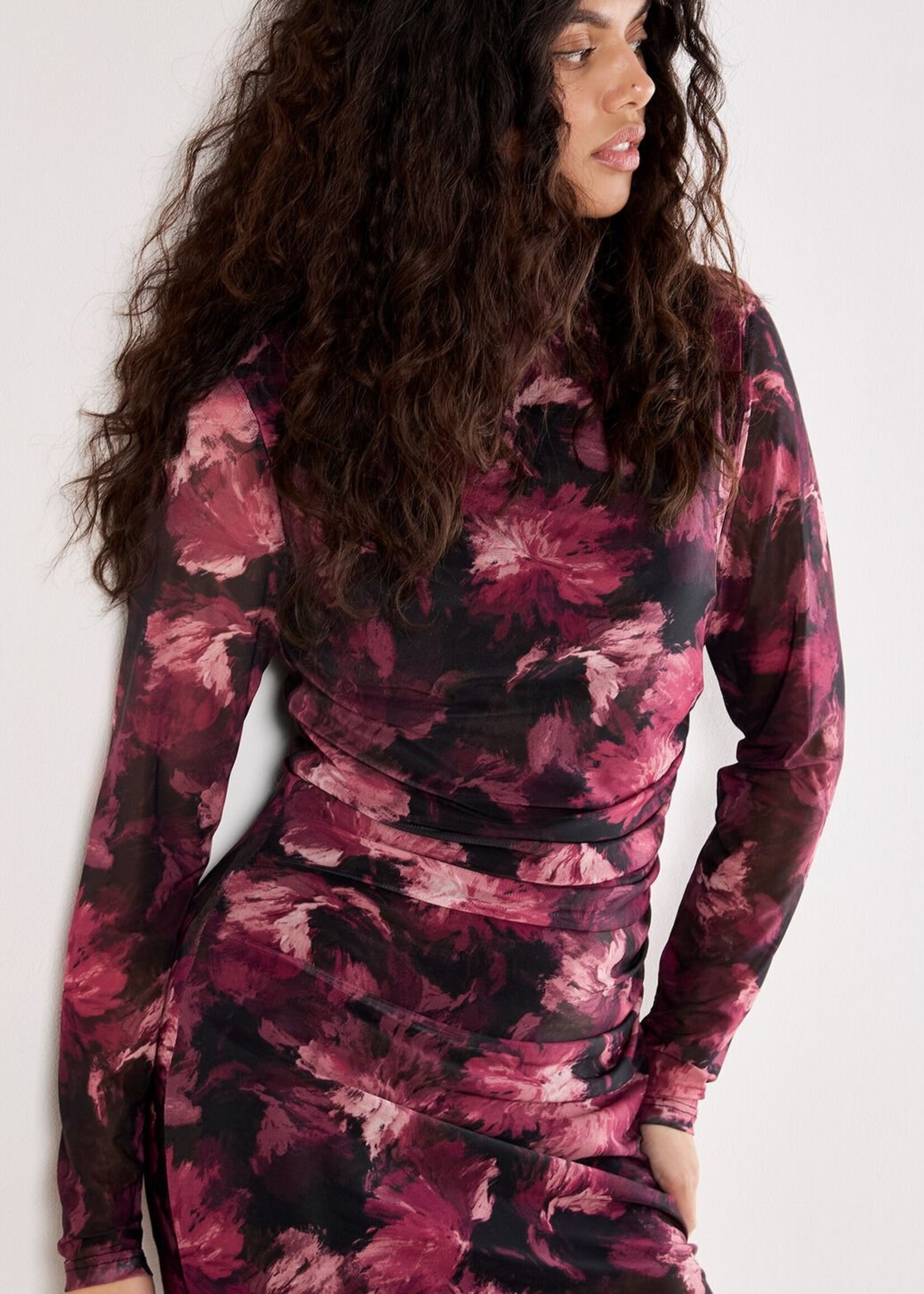 Apricot Apricot Robe En Maille Fleurie Paintbrush - Noir