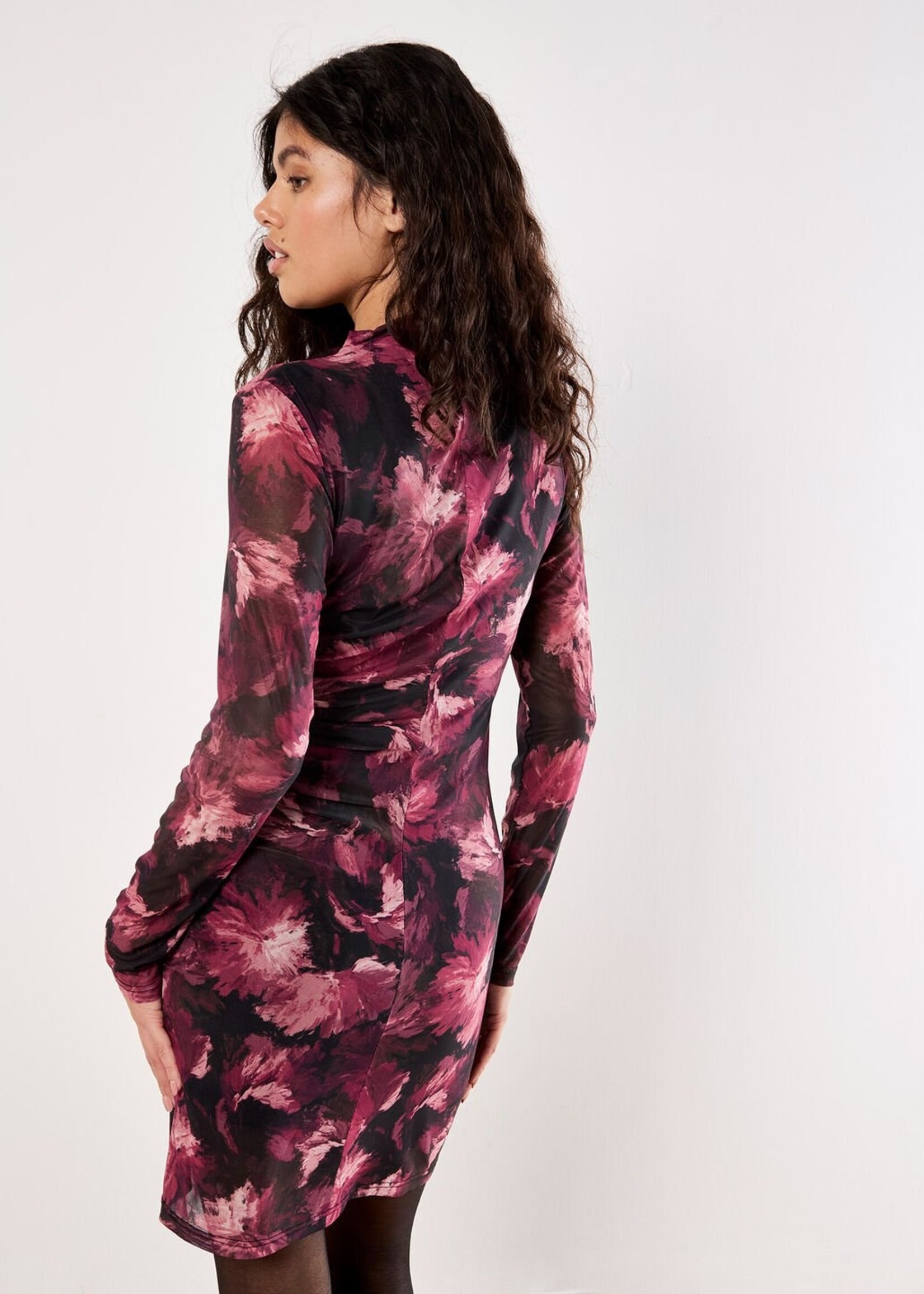 Apricot Apricot Paintbrush Floral Mesh Dress - Black