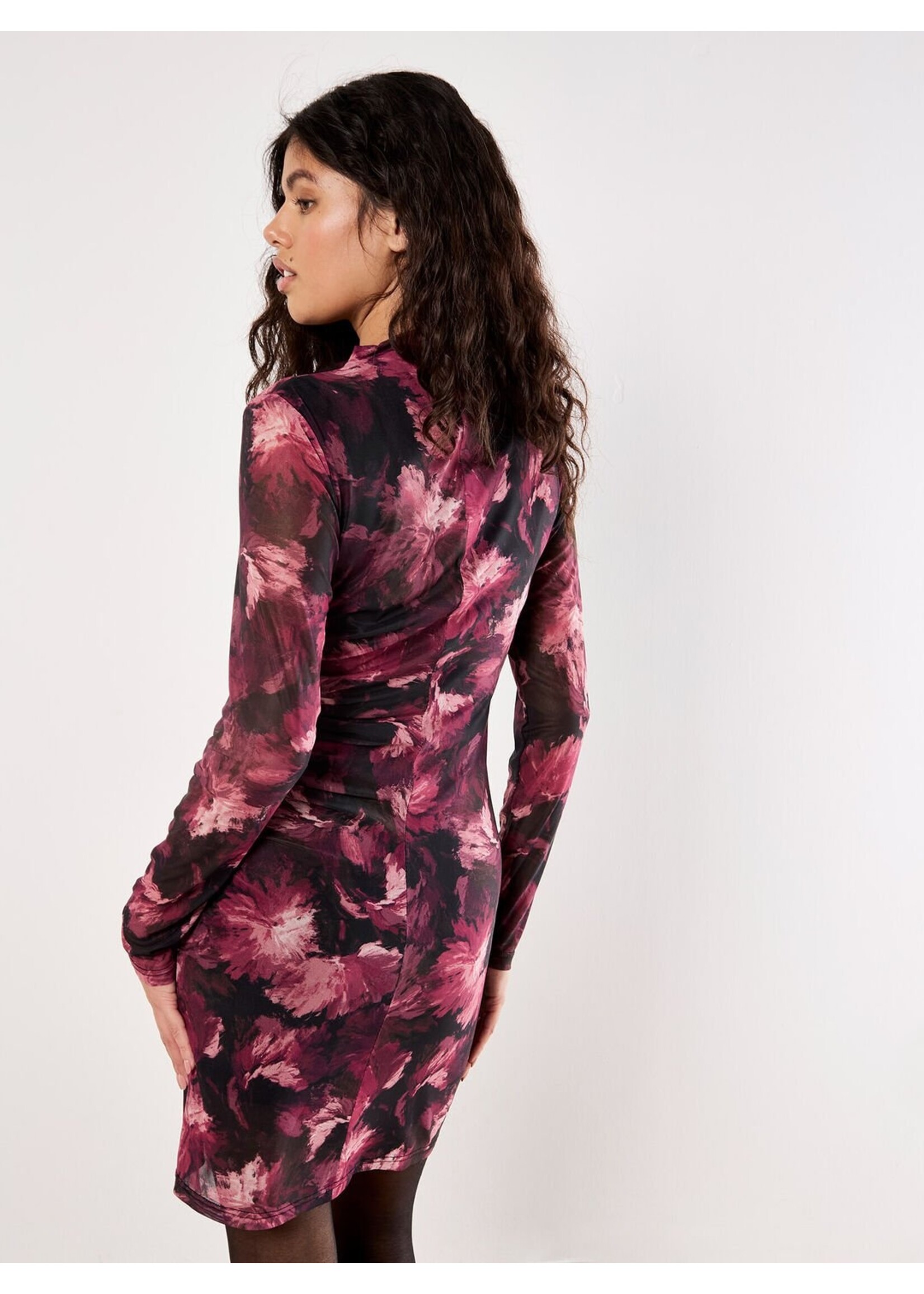 Apricot Apricot Robe En Maille Fleurie Paintbrush - Noir