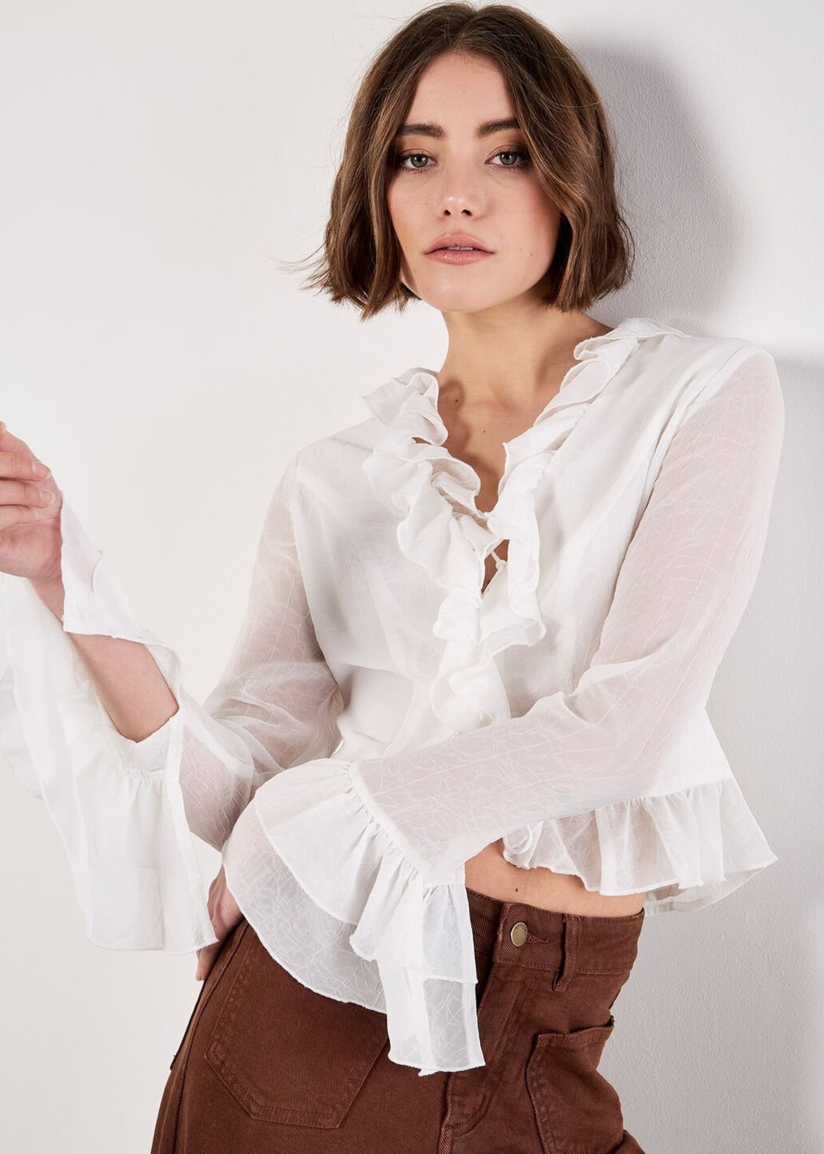 Apricot Apricot Ruffle Tie Up Crop Top - Cream