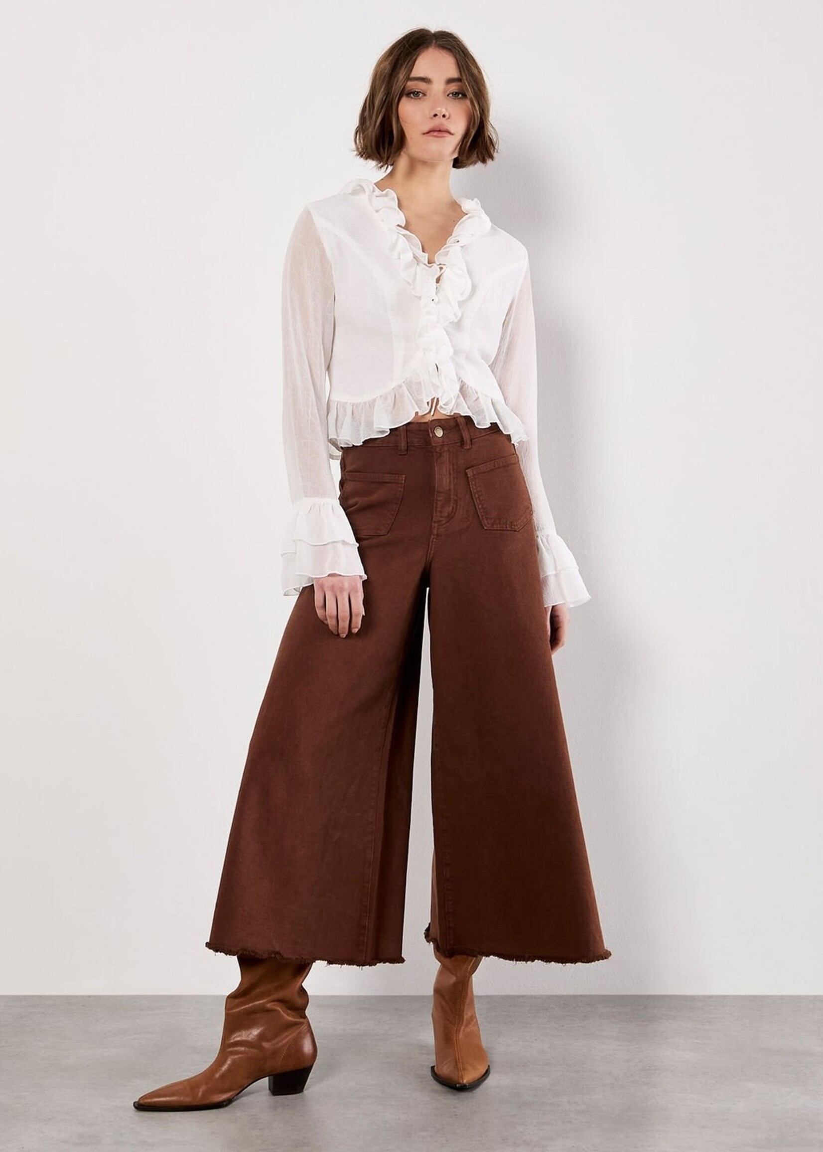 Apricot Apricot Ruffle Tie Up Crop Top - Cream