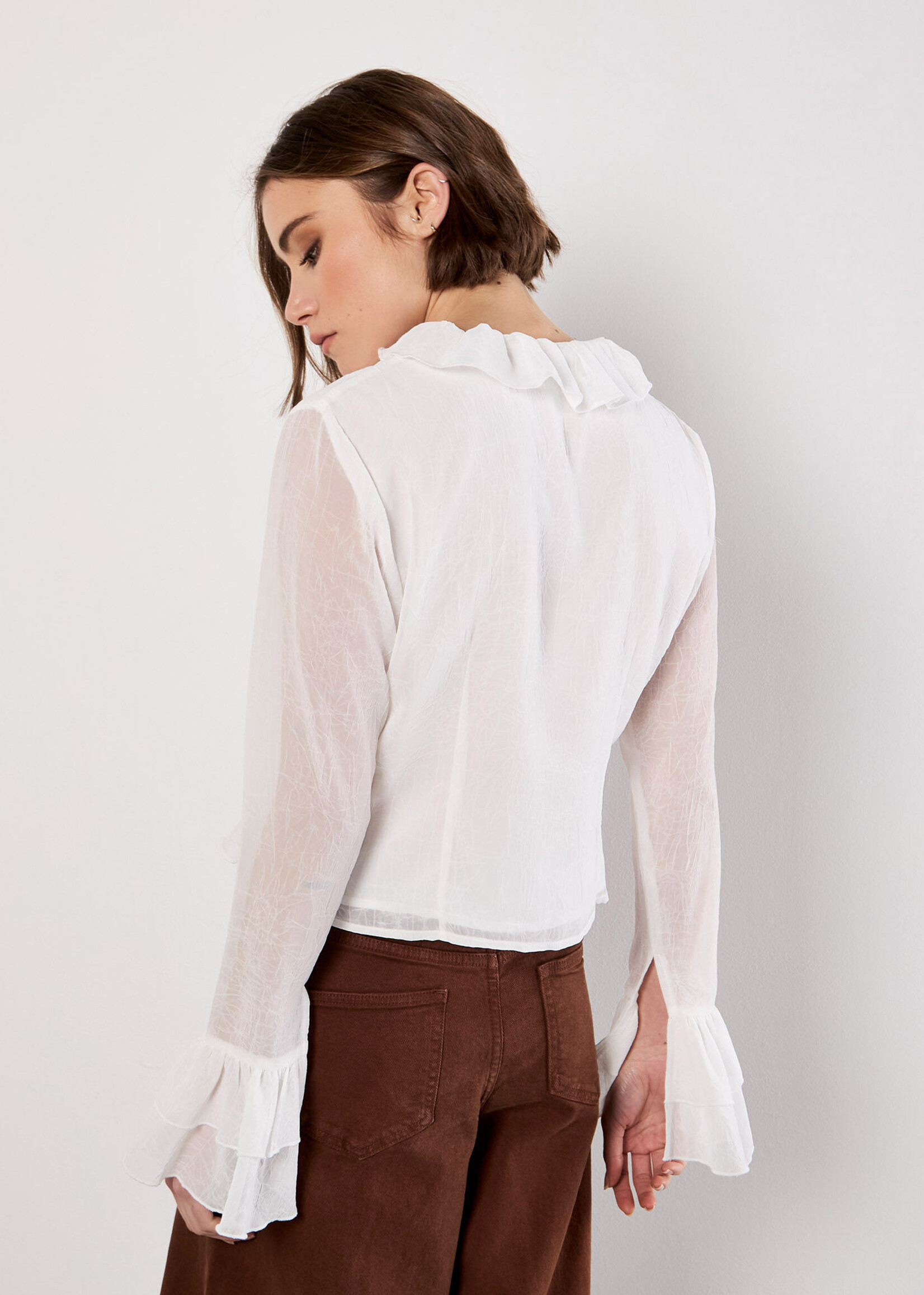 Apricot Apricot Ruffle Tie Up Crop Top - Cream