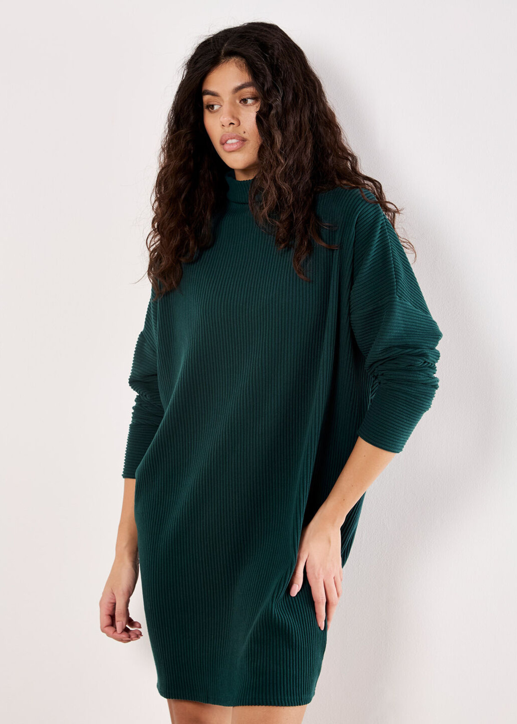 Apricot Apricot Thick Rib Cocoon Dress - Green