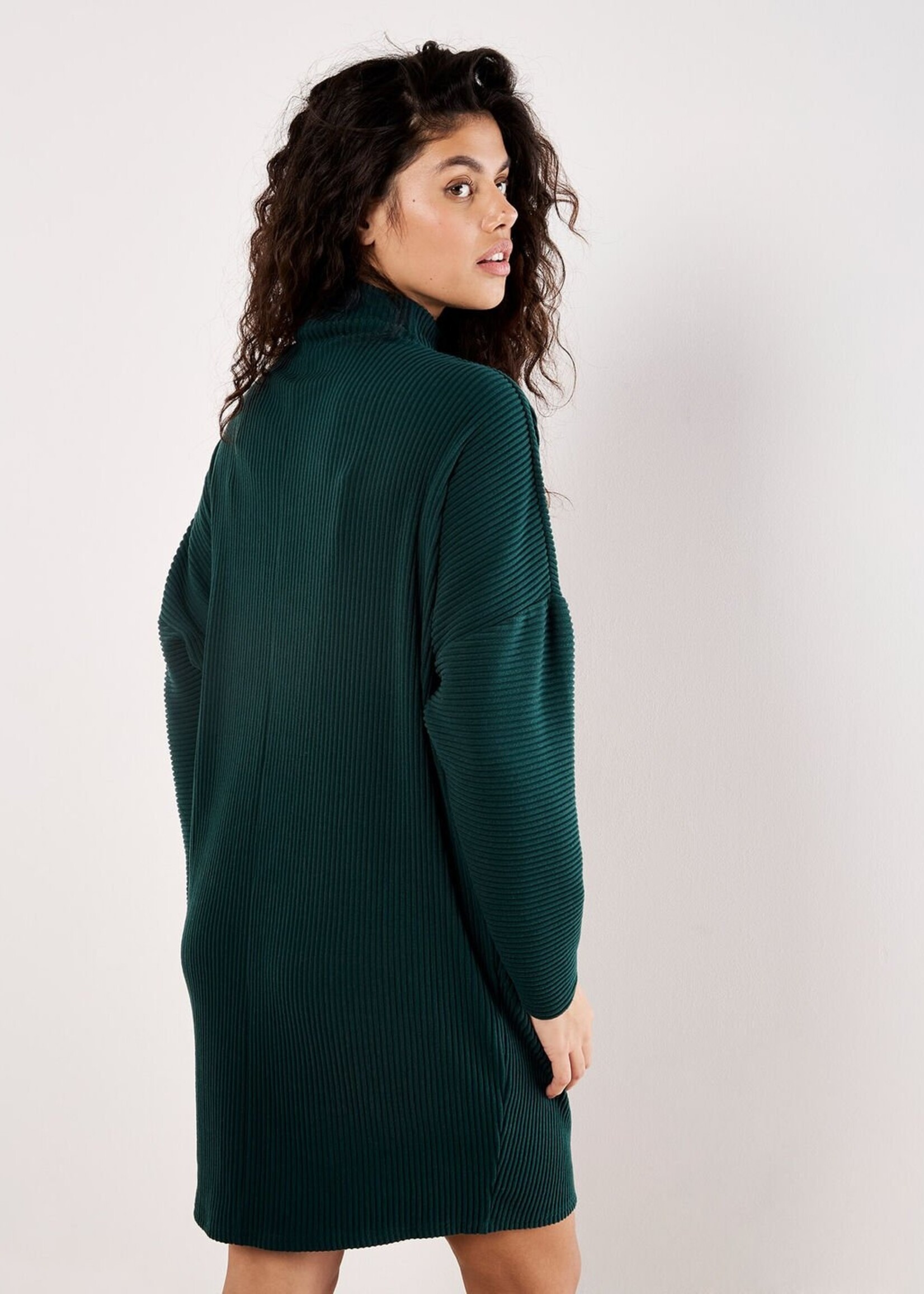 Apricot Apricot Thick Rib Cocoon Dress - Green