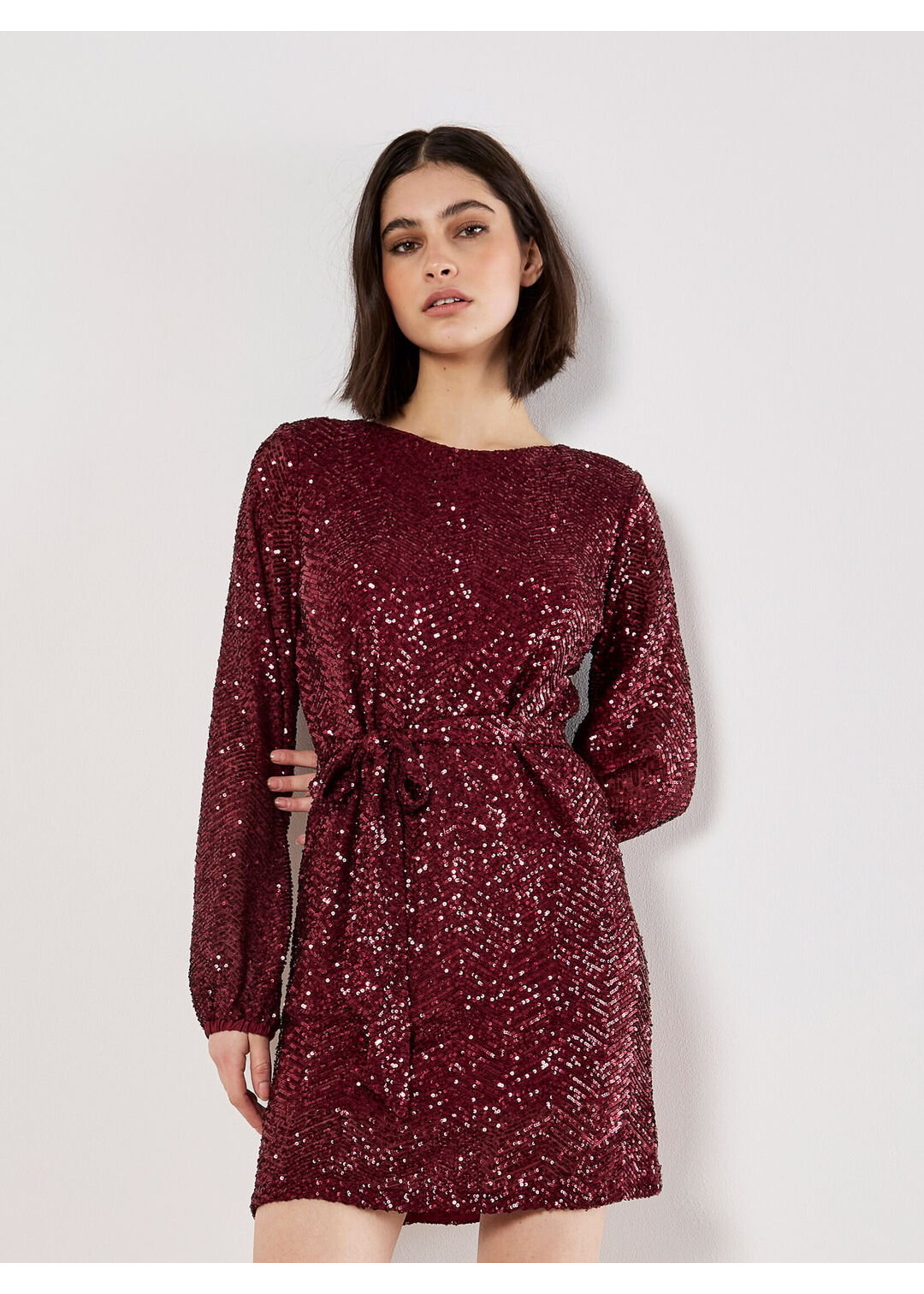 Apricot Apricot Mini-Robe À Sequins À Motif Chevrons - Burgundy