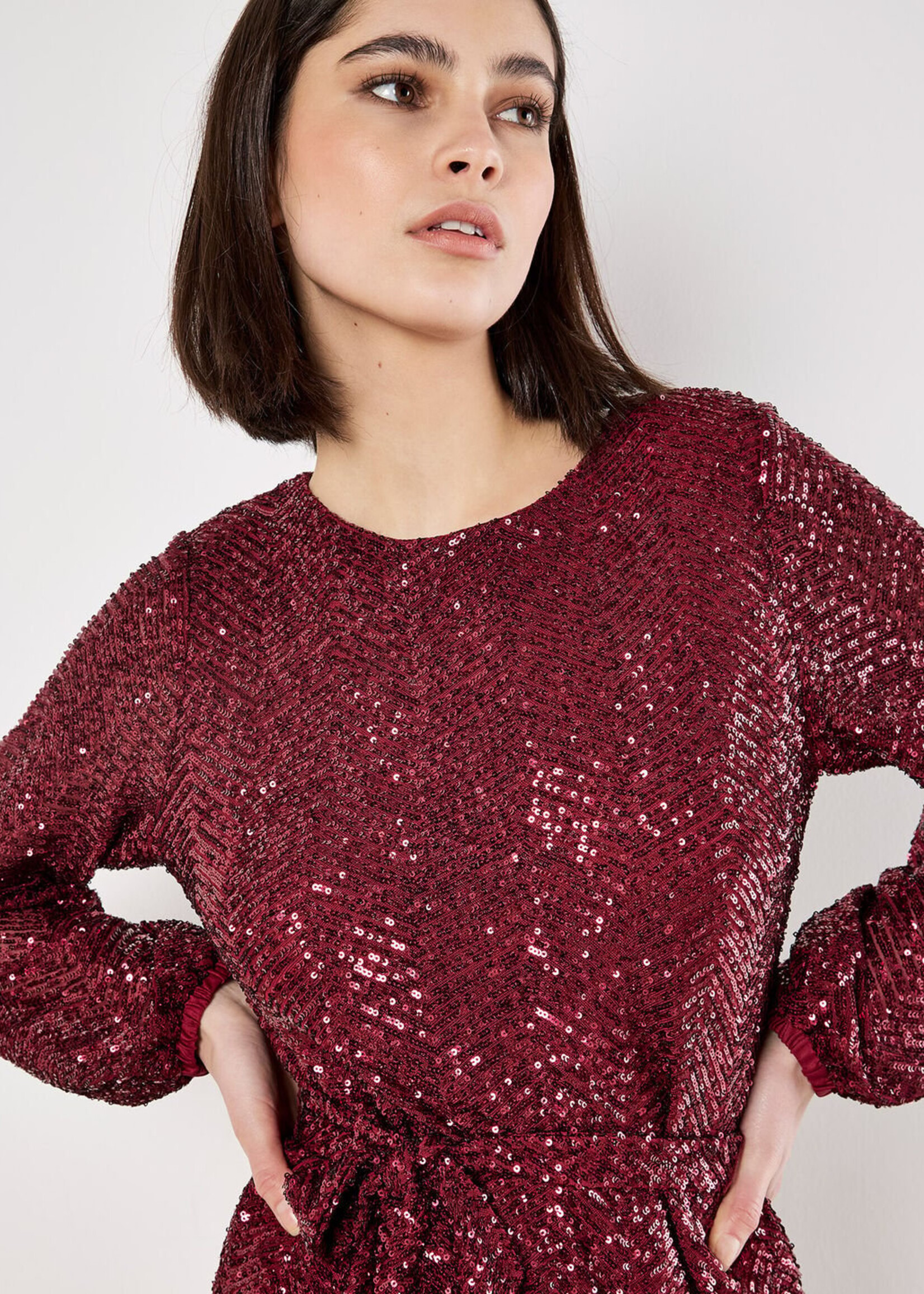 Apricot Apricot Mini-Robe À Sequins À Motif Chevrons - Burgundy