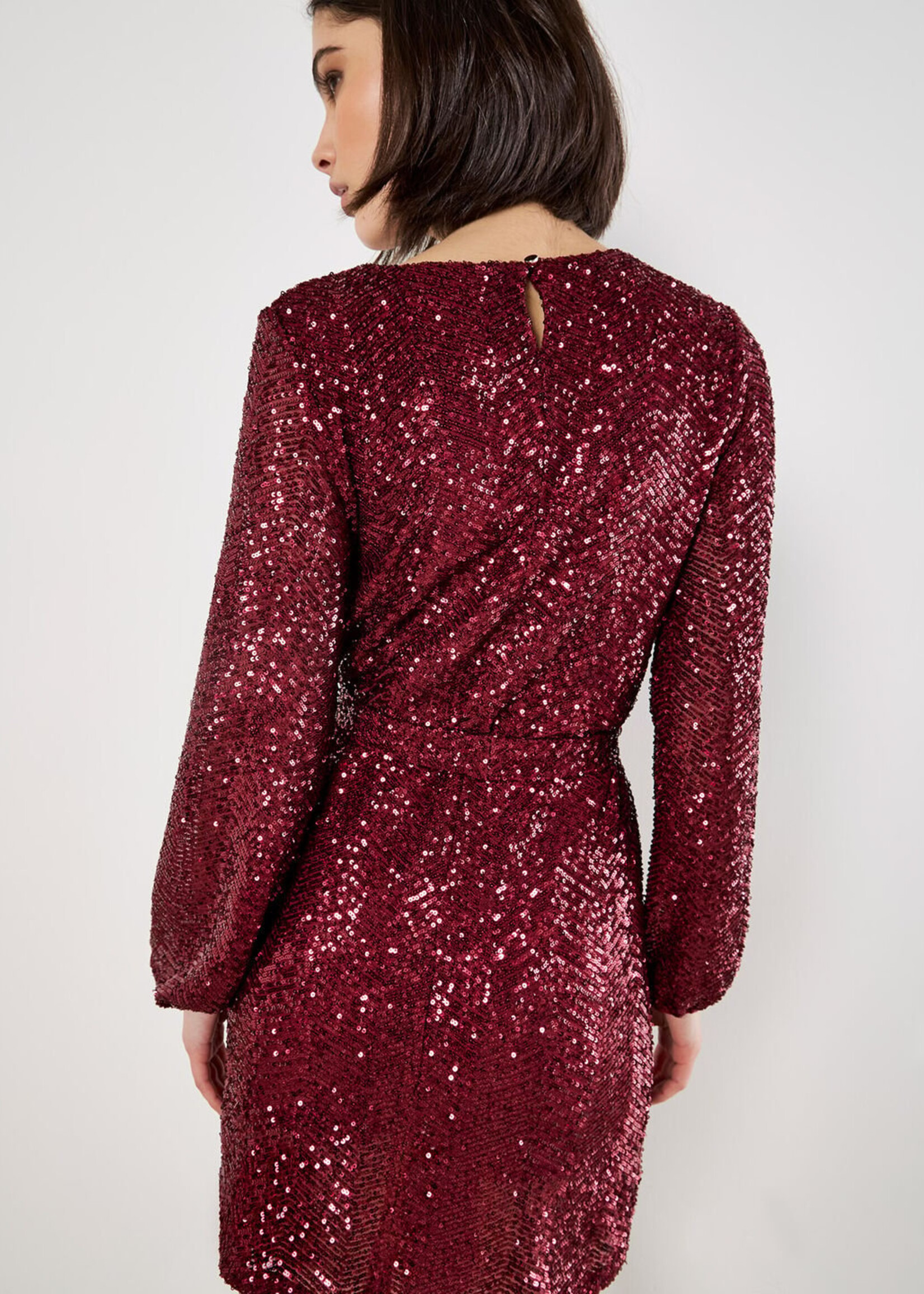 Apricot Apricot Chevron Sequin Mini Dress - Burgundy