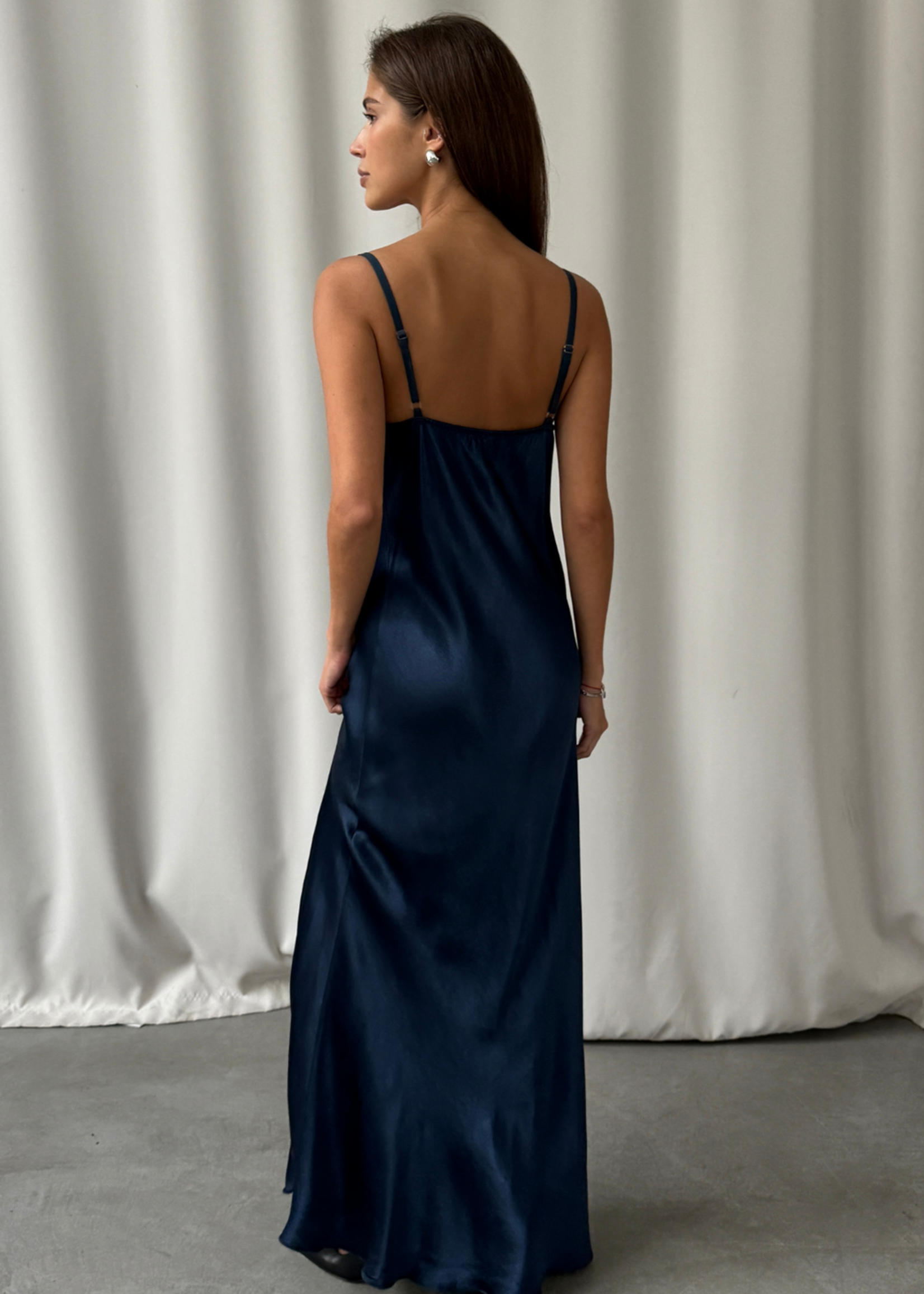 Charli Charli Robe Alena En Satin - Navy