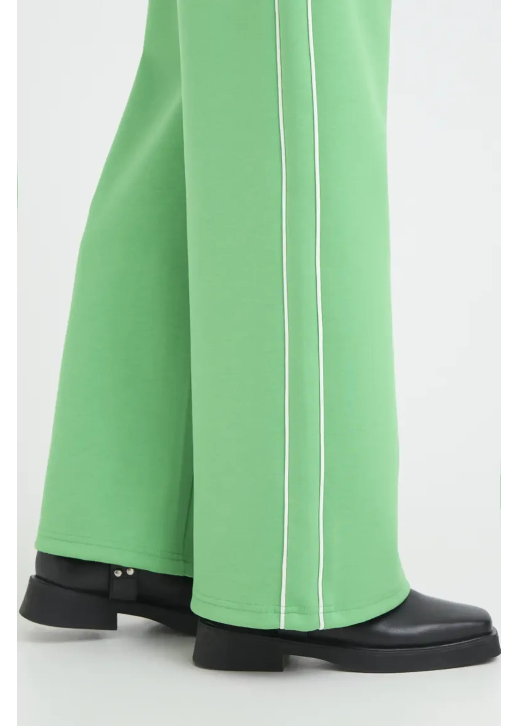 ICHI ICHI IHKate Neon Trousers - Kelly Green