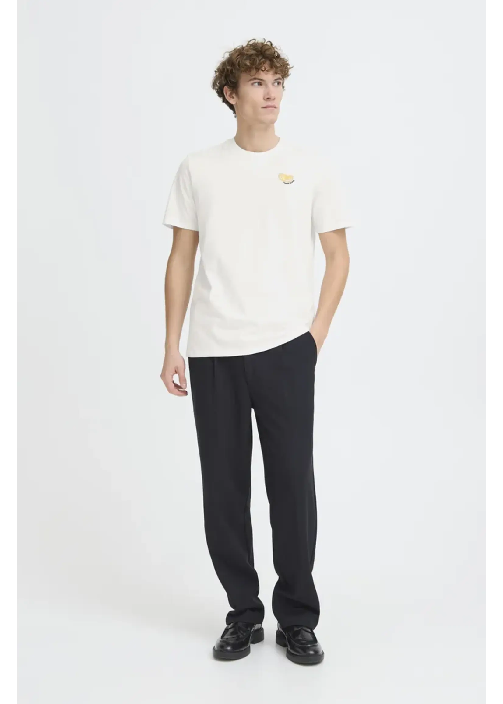 Casual Friday Casual Friday Sundin Embroidery Tee - Snow White