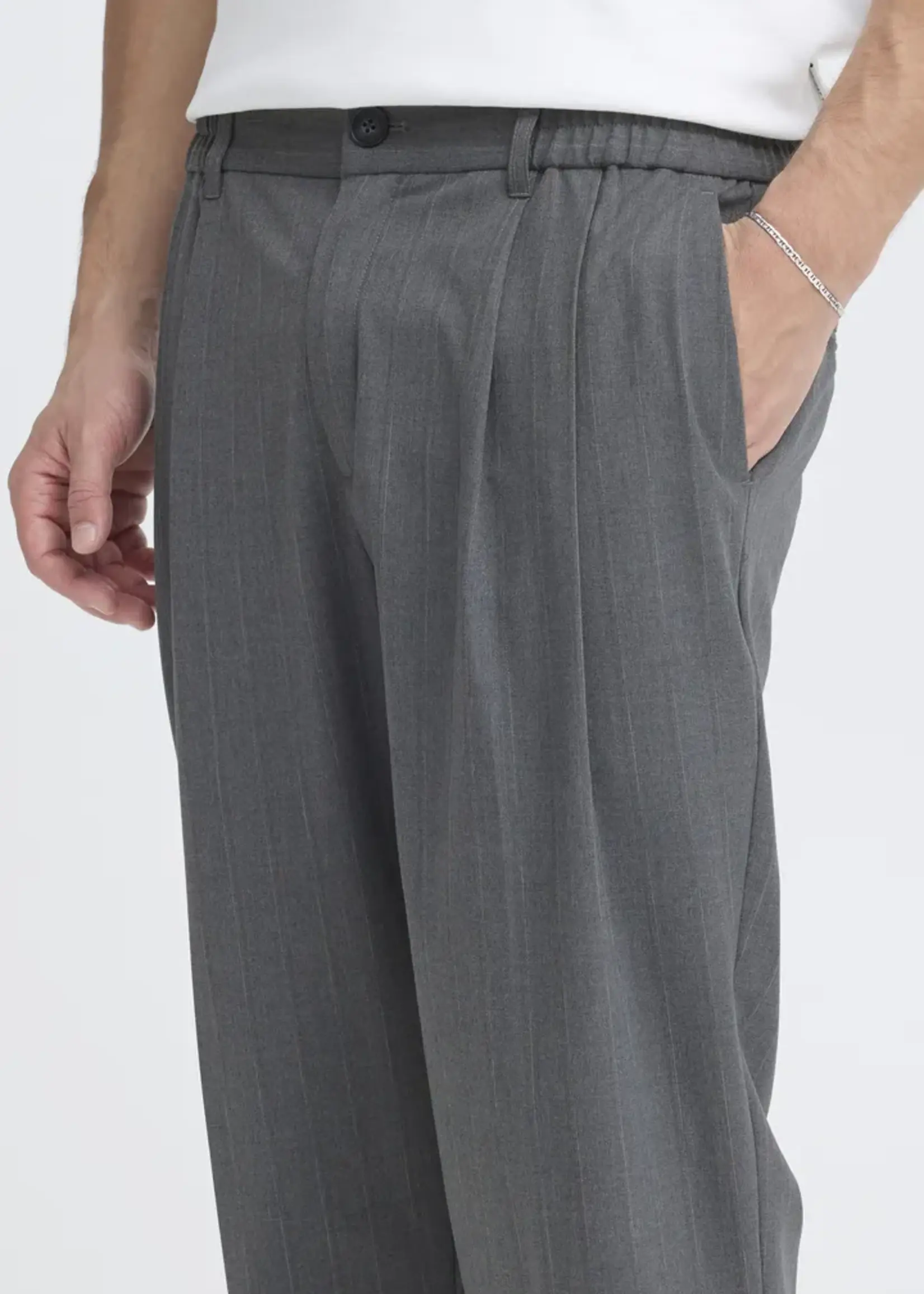 Casual Friday Casual Friday Marc Striped Pant - Charcoal
