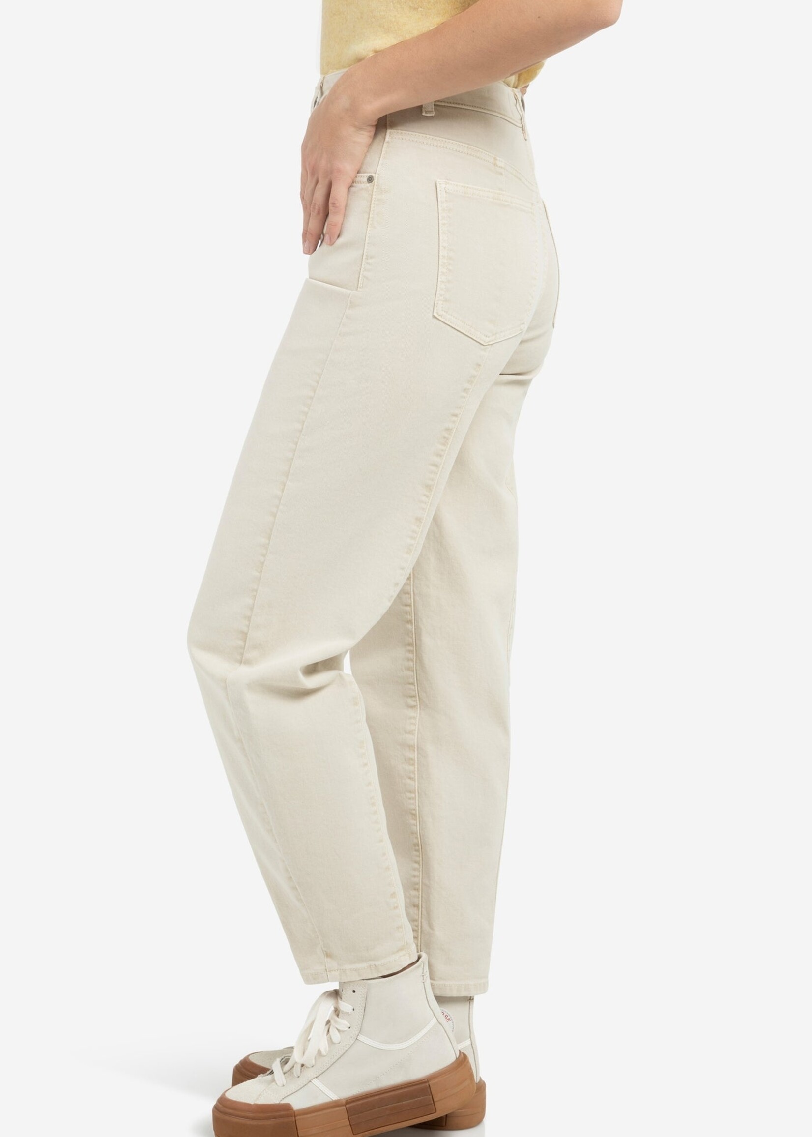 Yaya Women YAYA Barrel Jeans - Sandstone