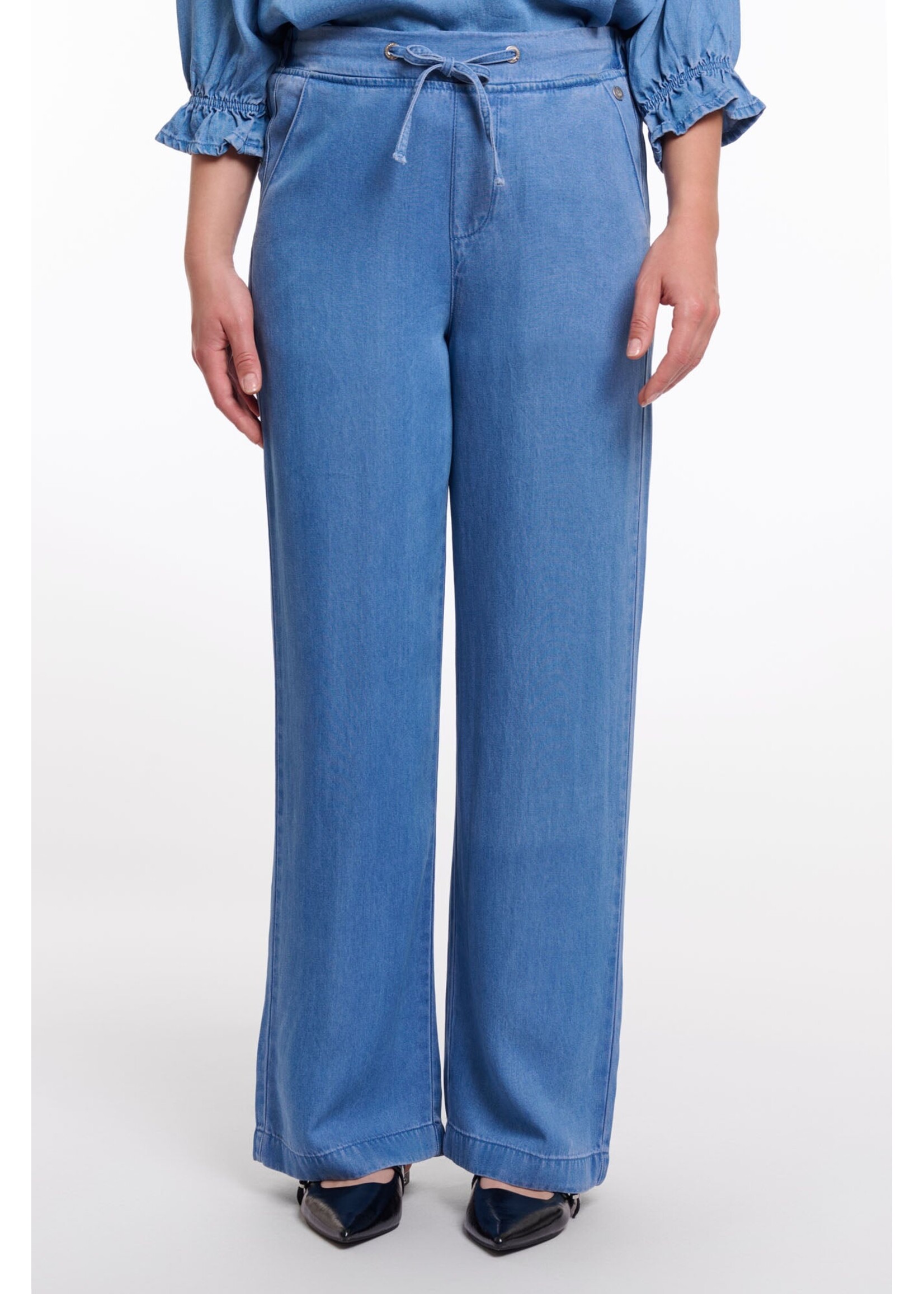 Rino & Pelle Rino & Pelle Anette Short Length Pants - Washed Blue