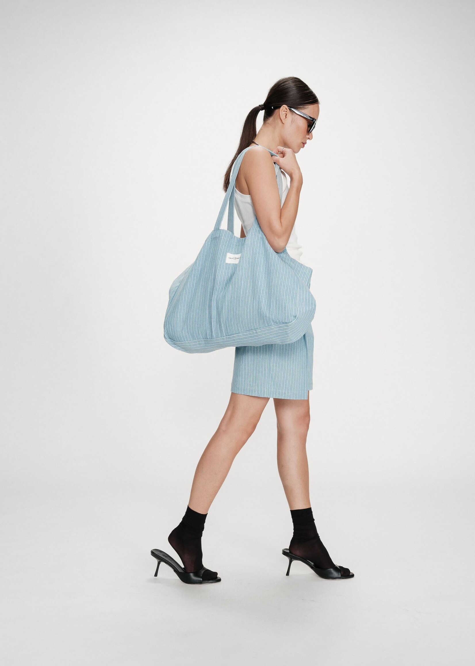 Grace and Mila Grace & Mila Vacation Tote Bag - Striped Blue