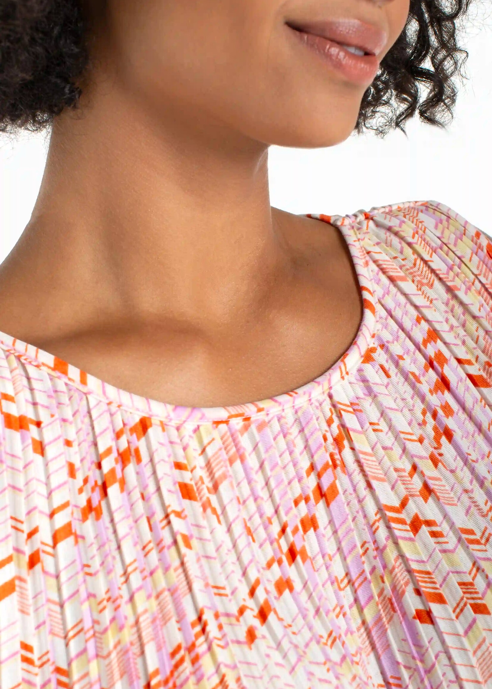 Liverpool Liverpool Sleeveless Crew Neck Knit Top - Cream Pink