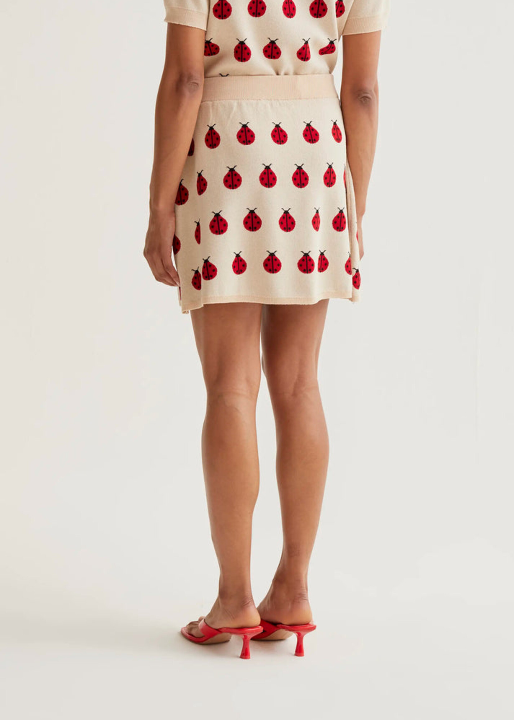 Compañía Fantástica Compañía Fantástica Short Printed Skirt - Ladybug