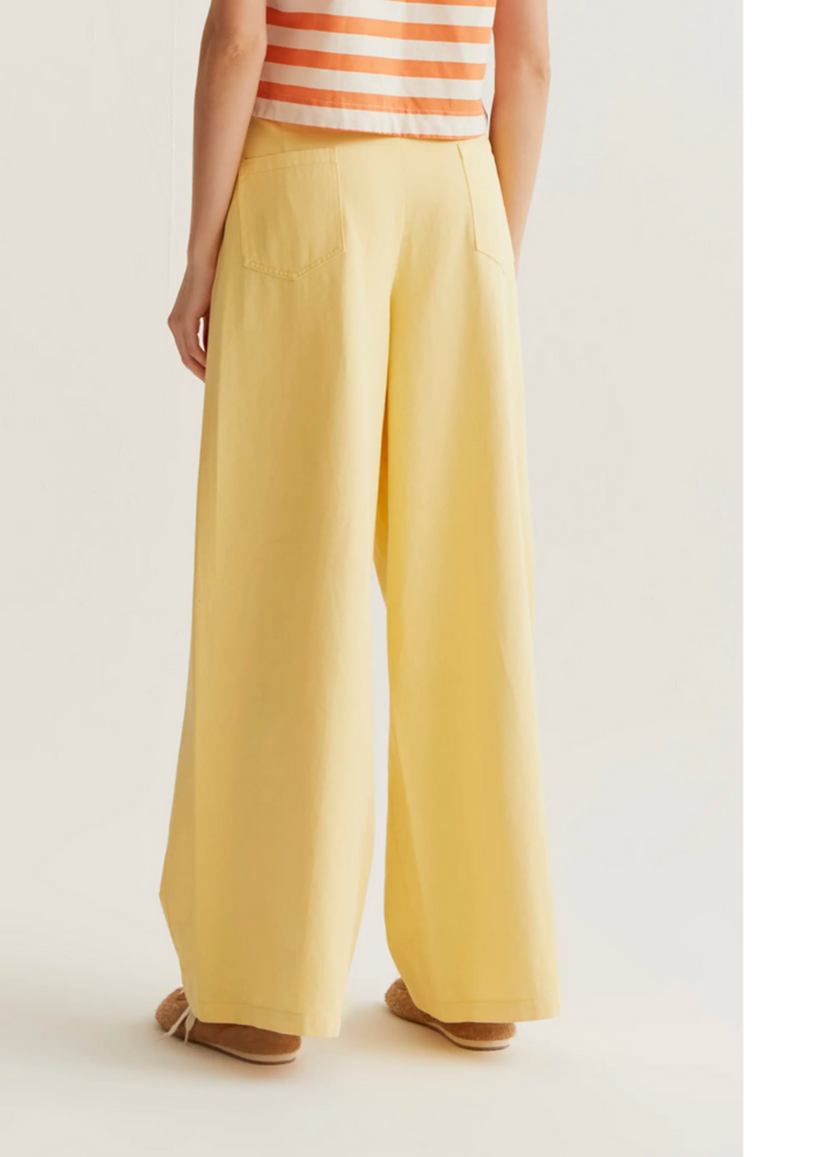Compañía Fantástica Compañía Fantástica Pantalon À Jambes Larges - Jaune