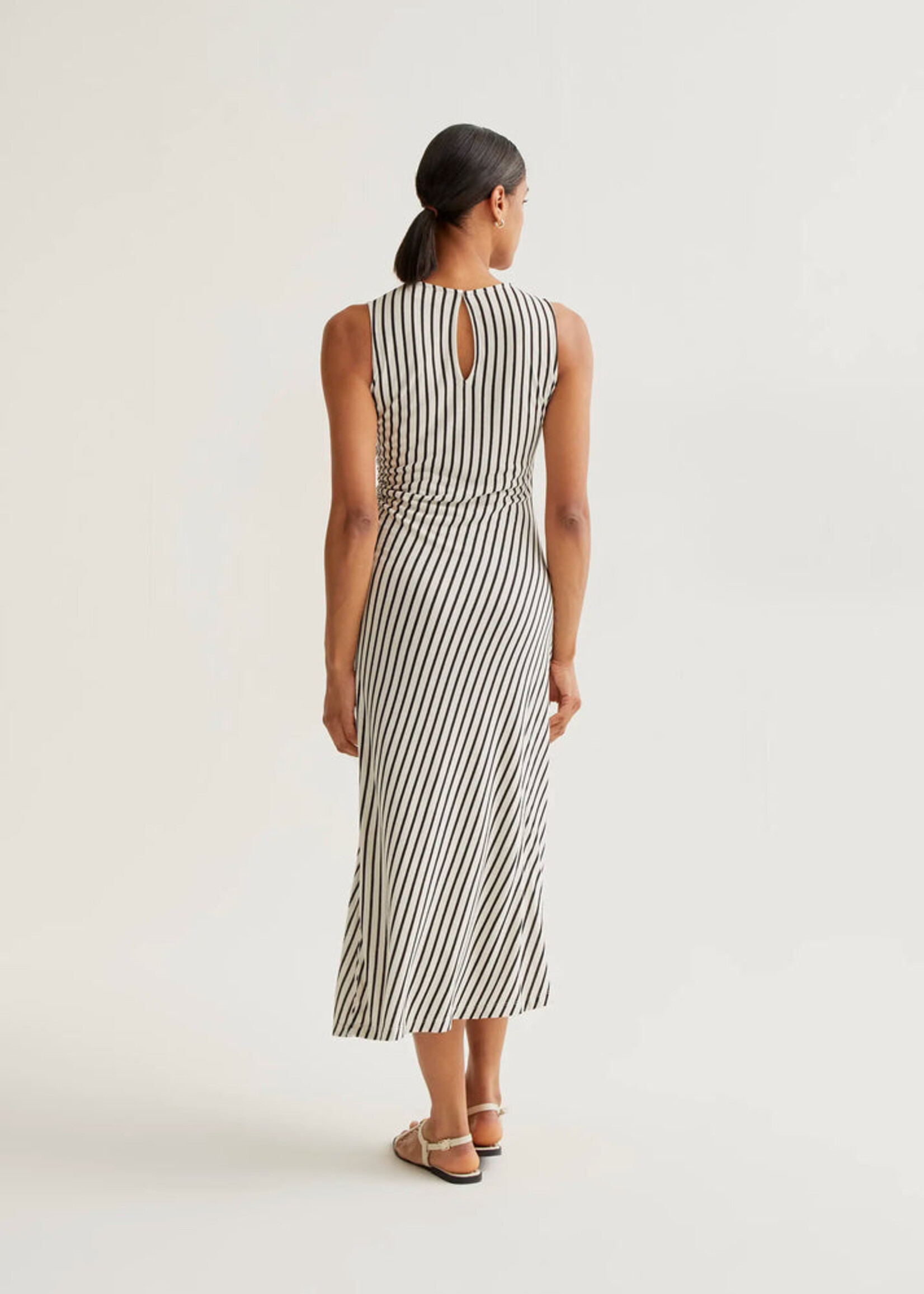 Compañía Fantástica  Compañía Fantástica Robe Longue À Detail - Black Stripes