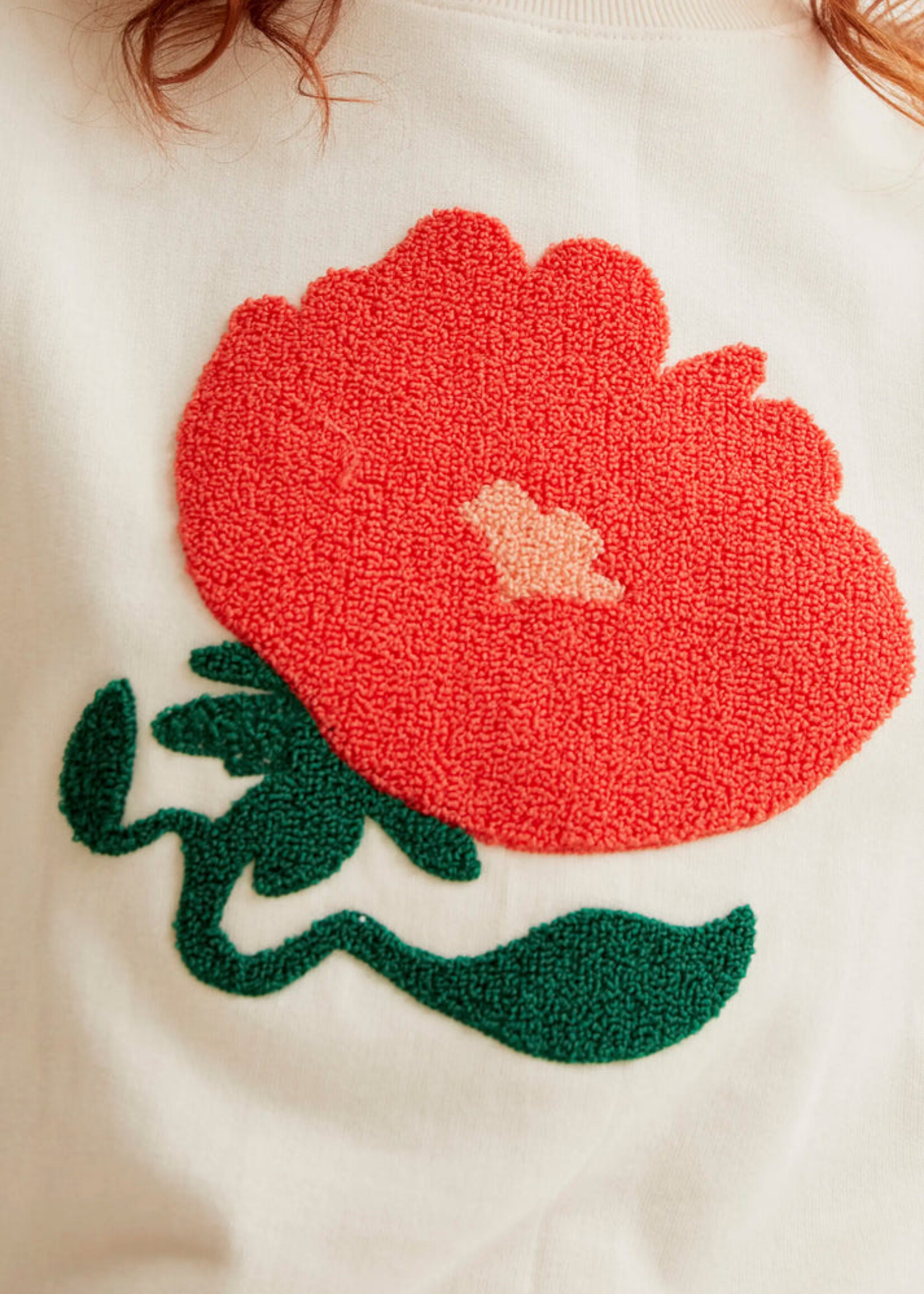 Compañía Fantástica  Compañía Fantástica Flower Embroidery Sweatshirt - Off White