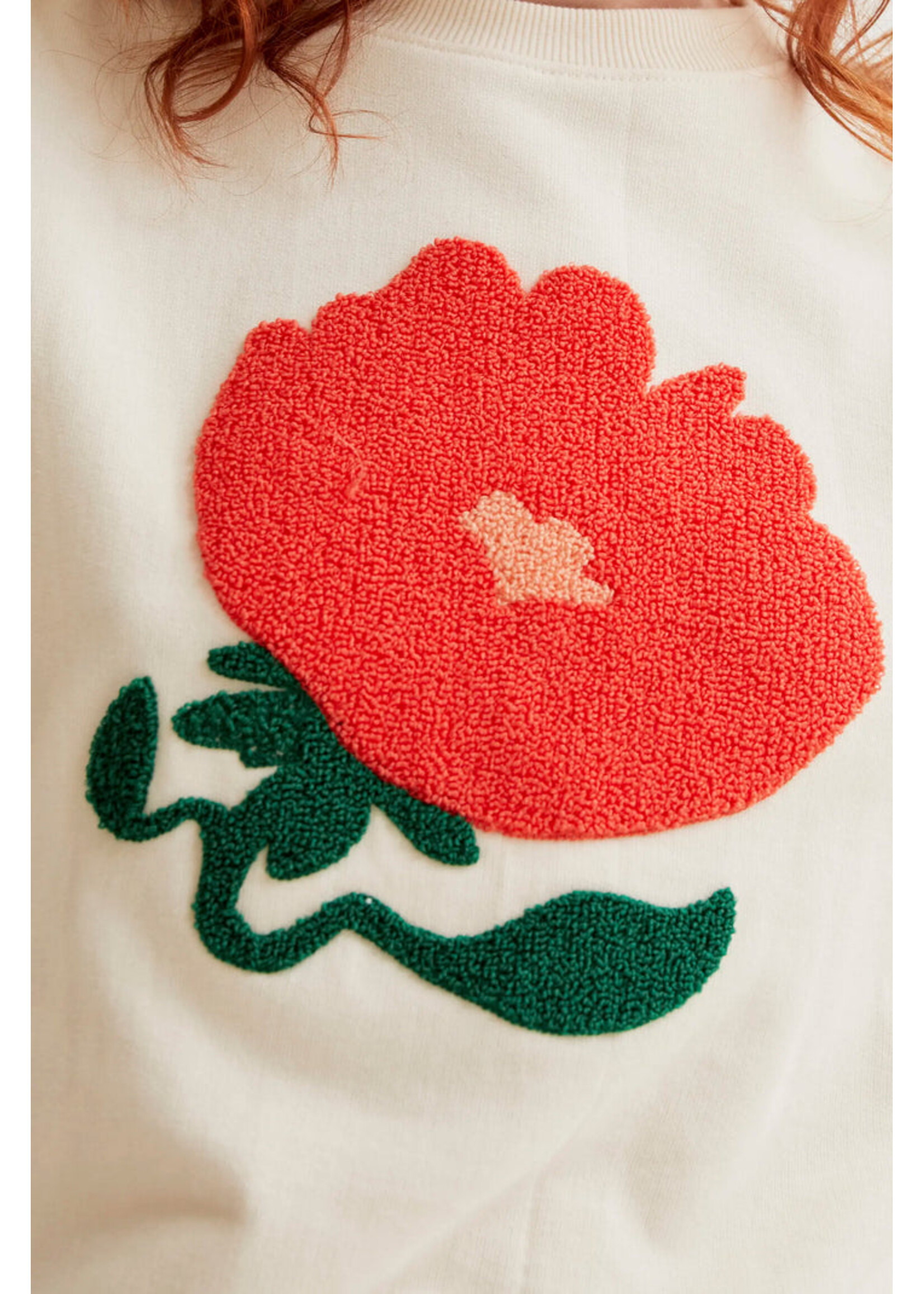 Compañía Fantástica  Compañía Fantástica Flower Embroidery Sweatshirt - Off White