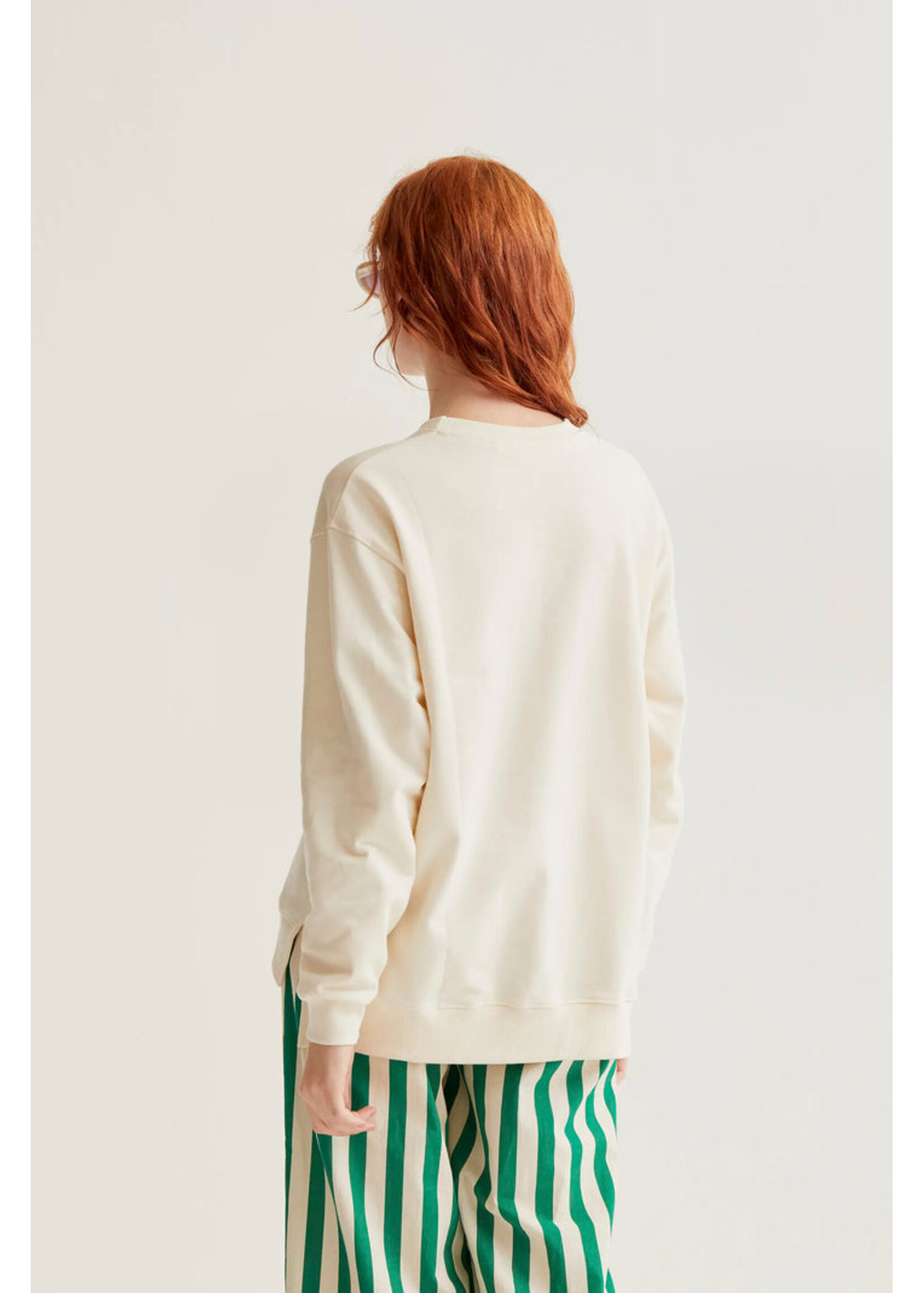 Compañía Fantástica  Compañía Fantástica Sweat-Shirt À Broderie Florale - Off White