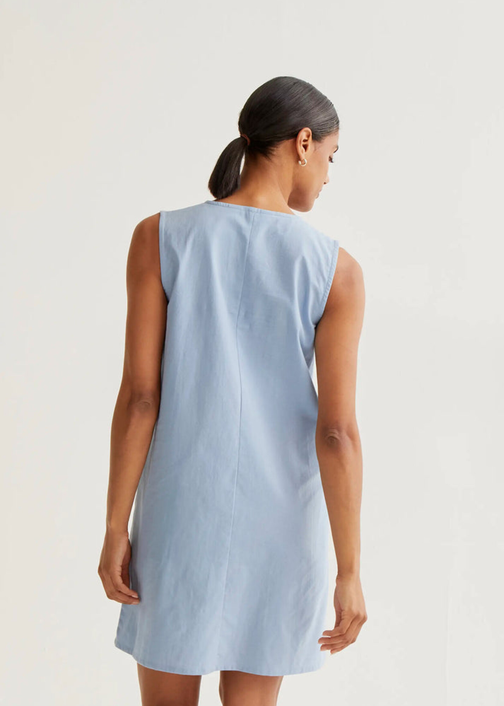 Compañía Fantástica  Compañía Fantástica Robe Brodée De Marguerites - Light Blue