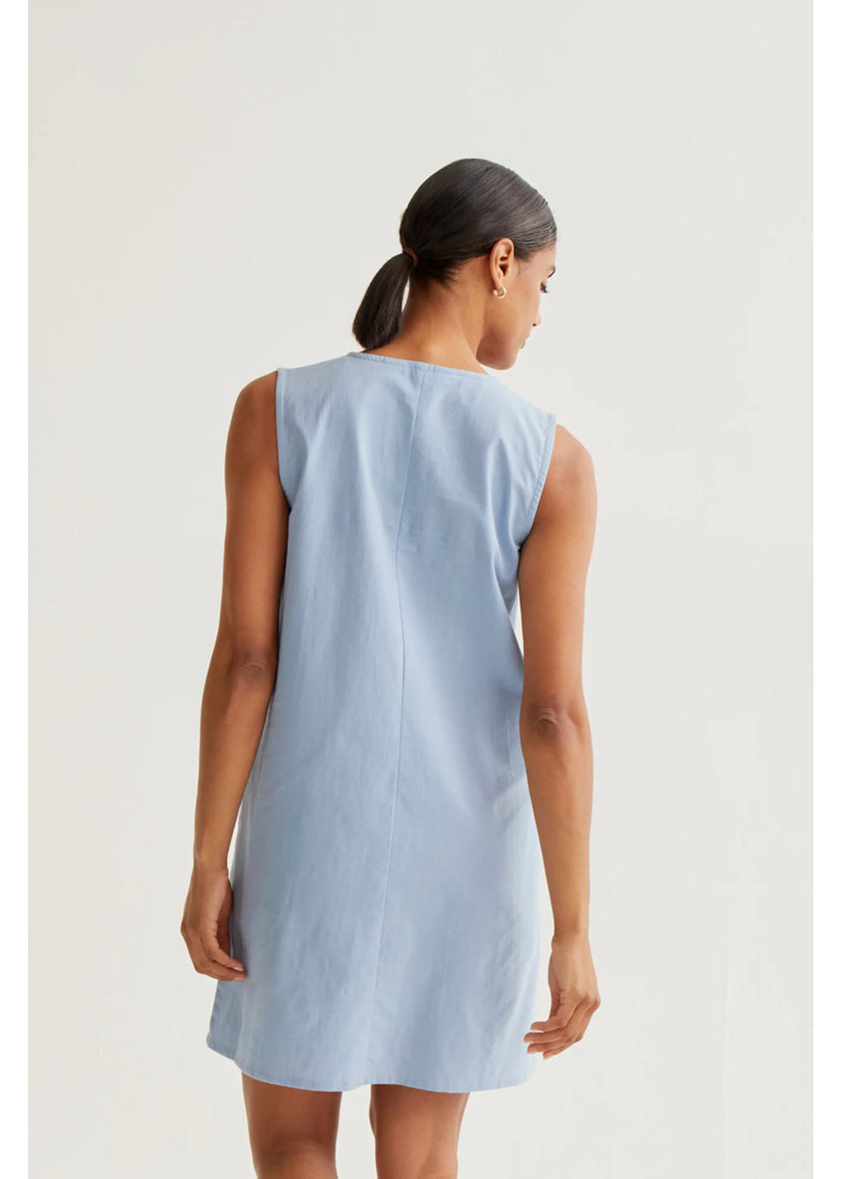 Compañía Fantástica  Compañía Fantástica Robe Brodée De Marguerites - Light Blue