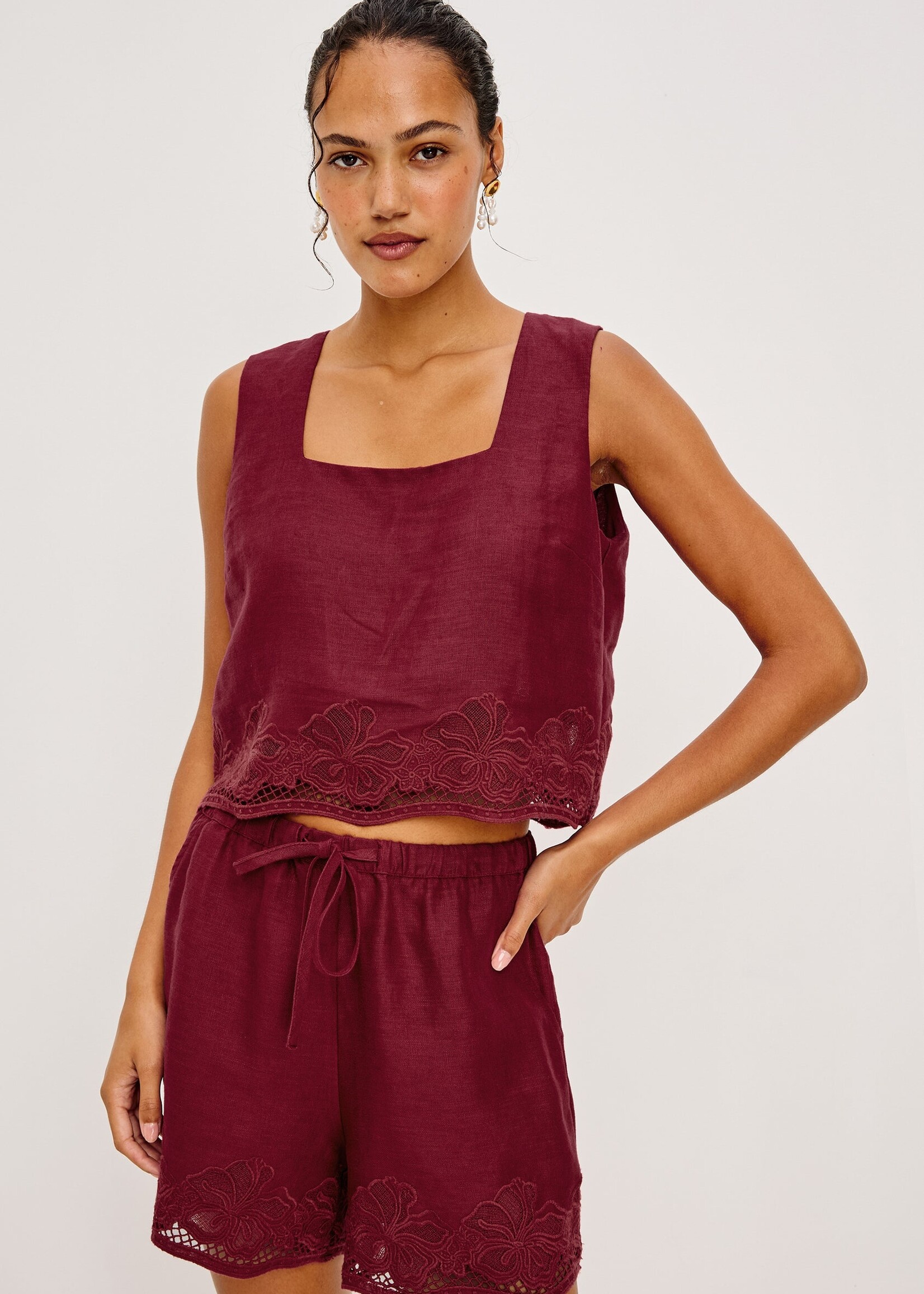 Rails Rails Short Jenner - Berry Hibiscus Embroidery