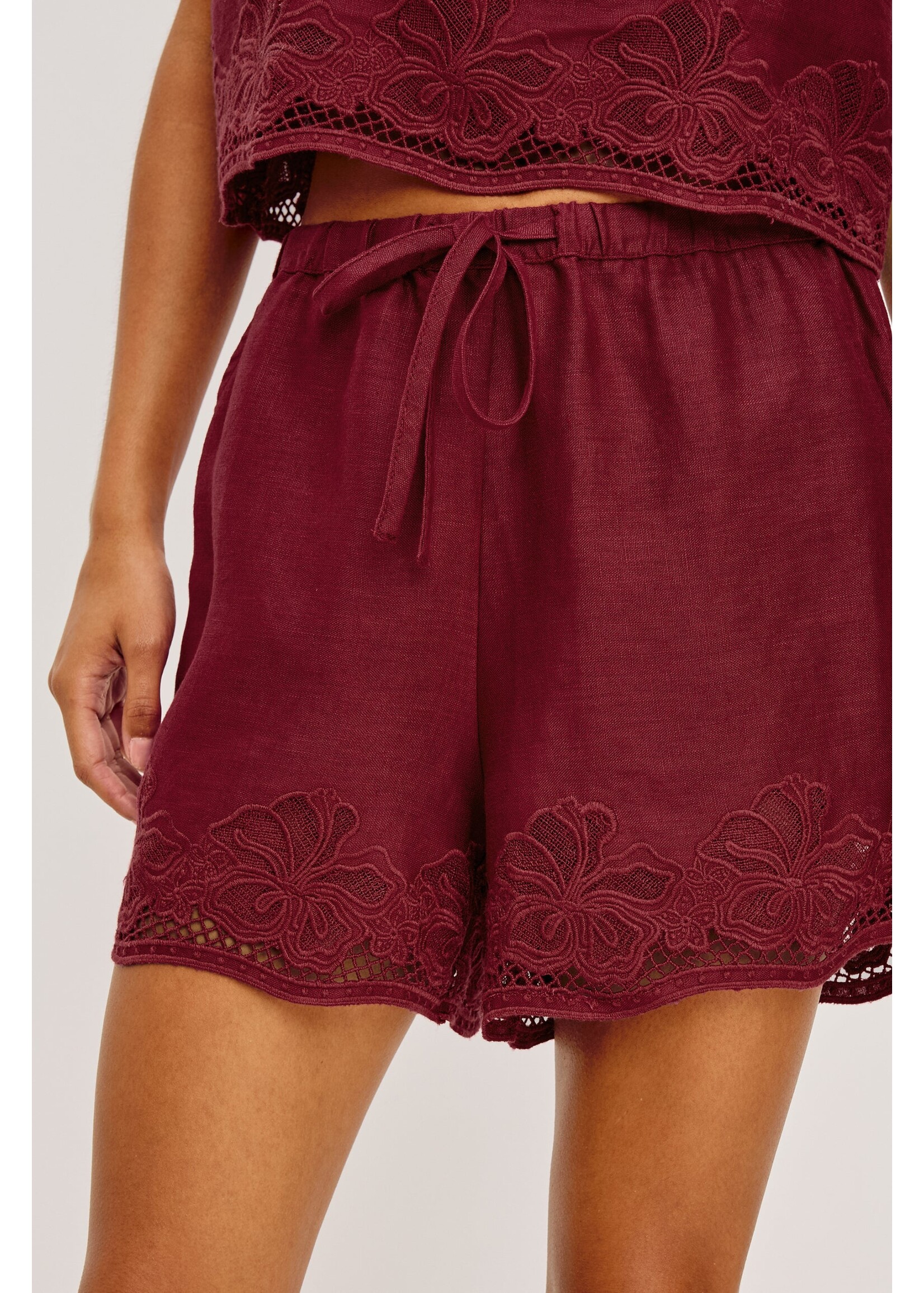Rails Rails Short Jenner - Berry Hibiscus Embroidery