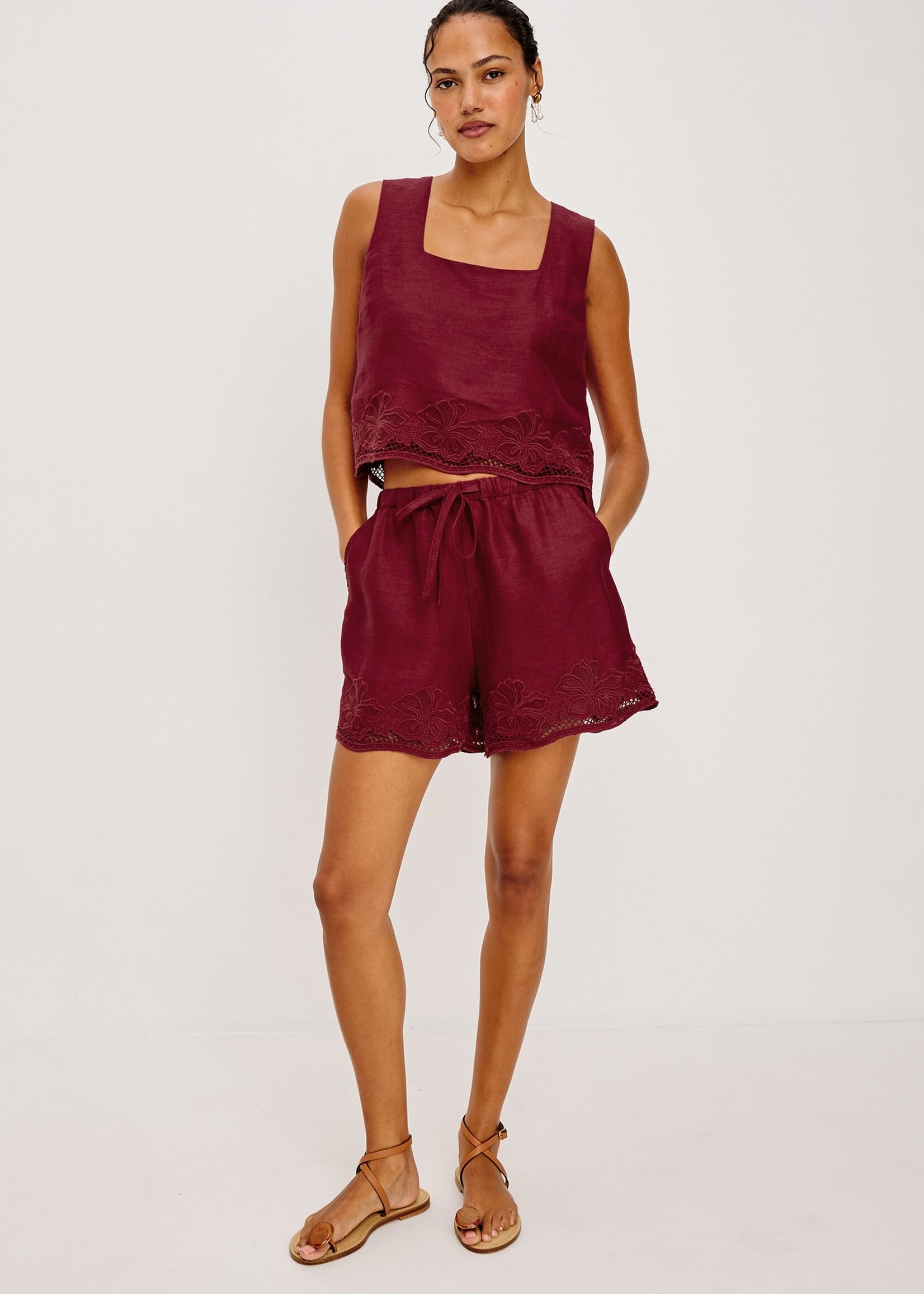 Rails Rails Jenner Short - Berry Hibiscus Embroidery