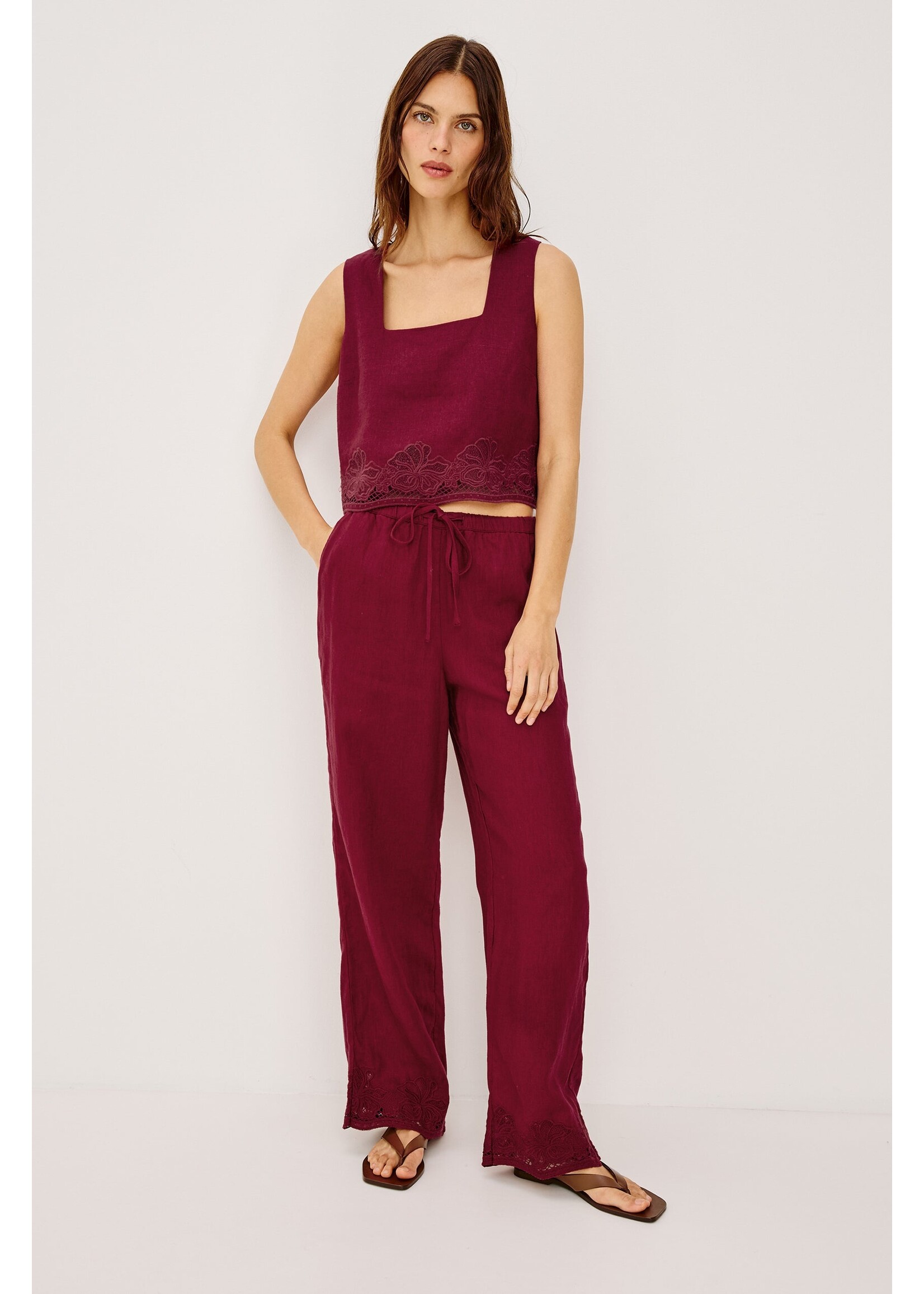 Rails Rails Haut Akira -  Berry Hibiscus Embroidery