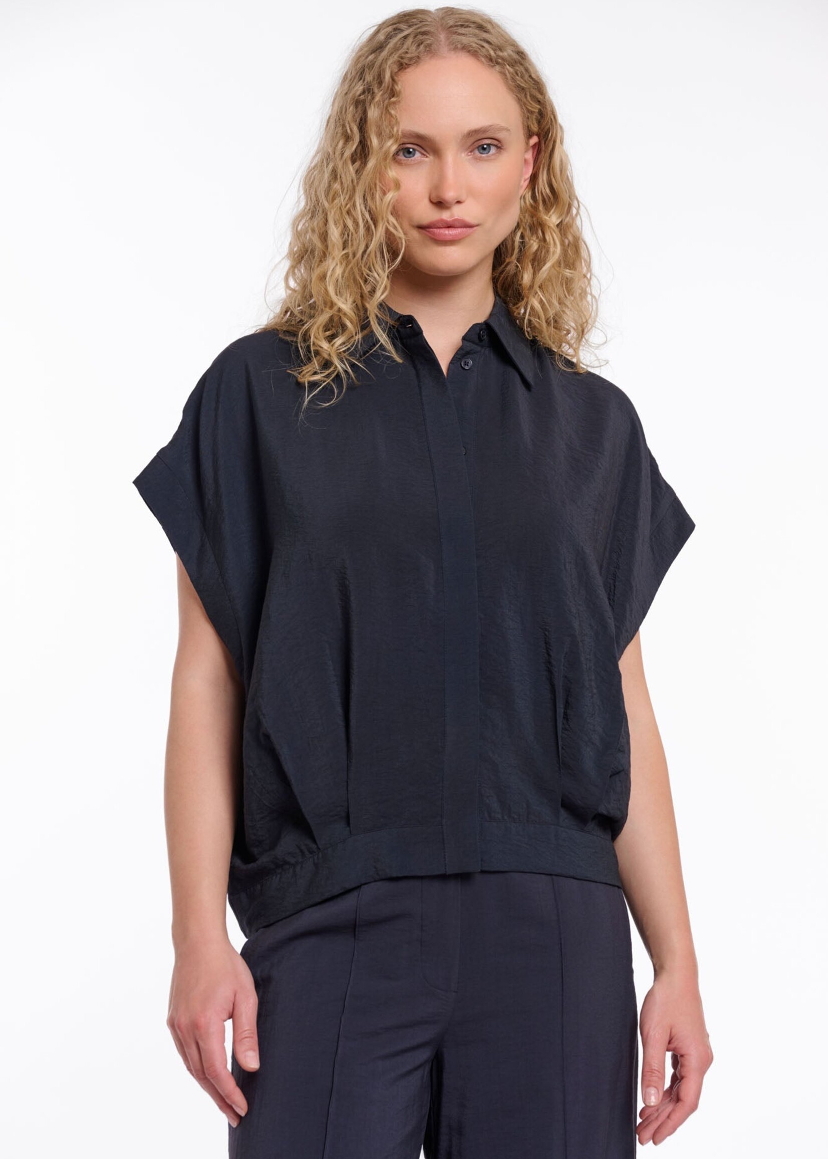 Rino & Pelle Rino & Pelle Haut Imela À Manches Courtes & Carrées - Dark Navy