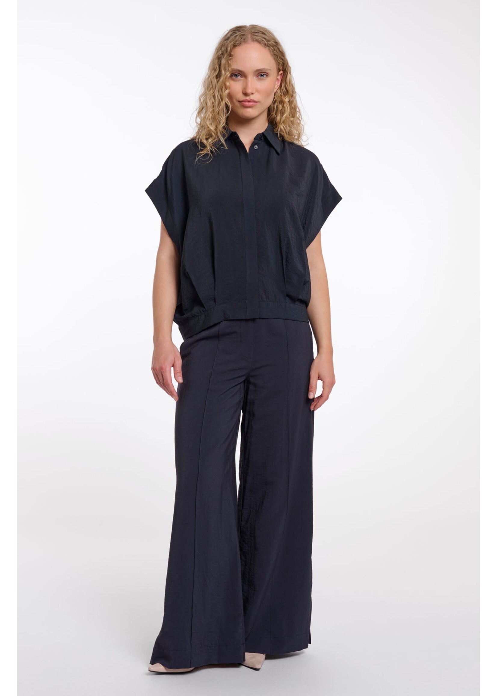Rino & Pelle Rino & Pelle Haut Imela À Manches Courtes & Carrées - Dark Navy