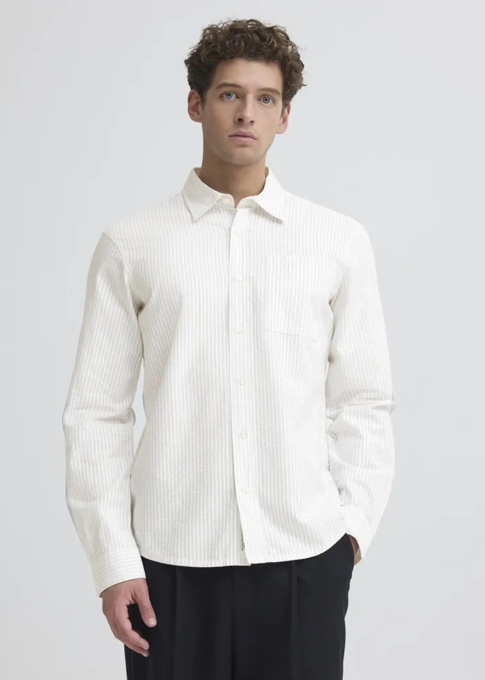 Casual Friday Casual Friday Jaevon Seersucker Shirt - Cloud Dancer Stripe