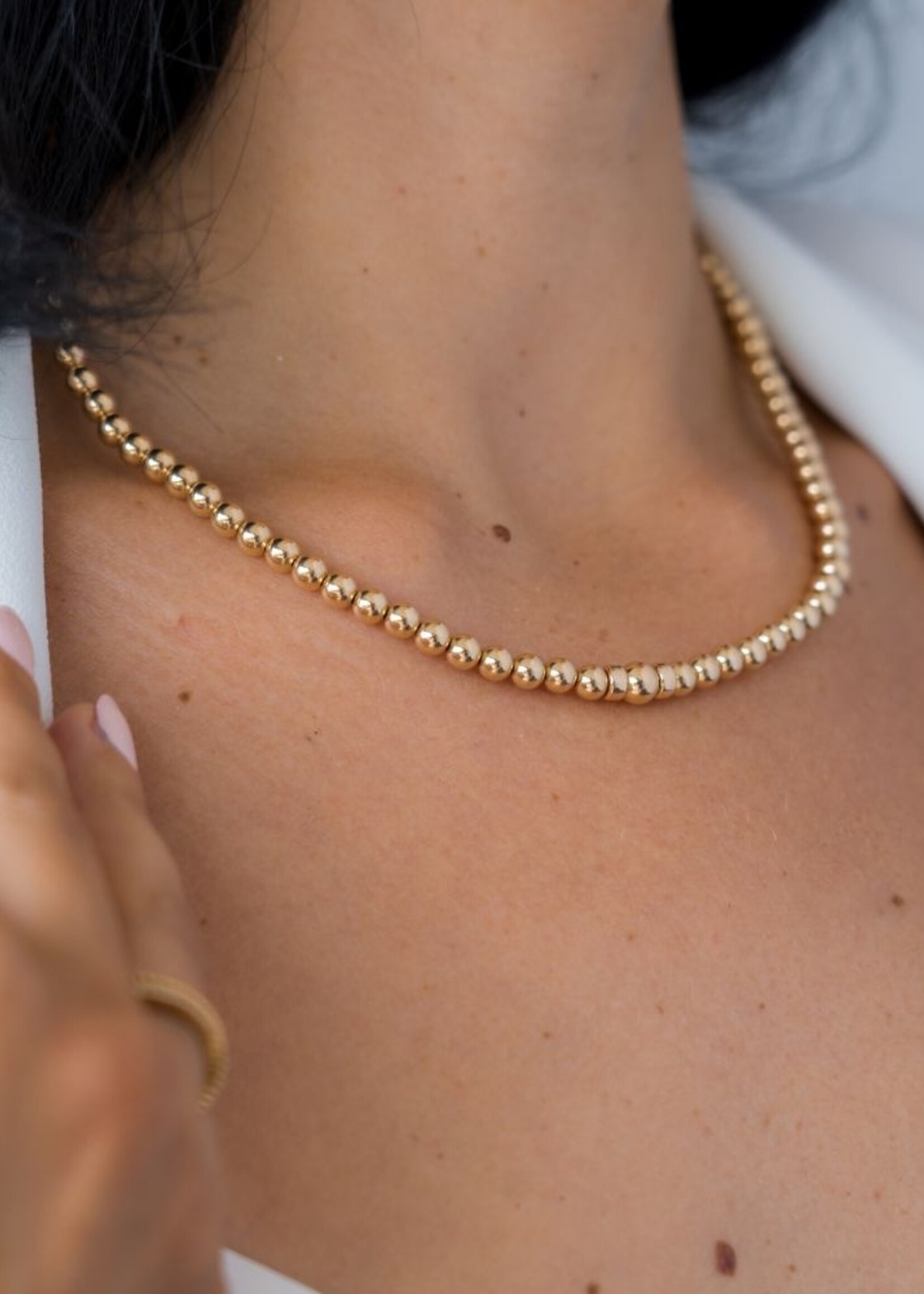 Beblue Be A Necessity Short Necklace - Gold
