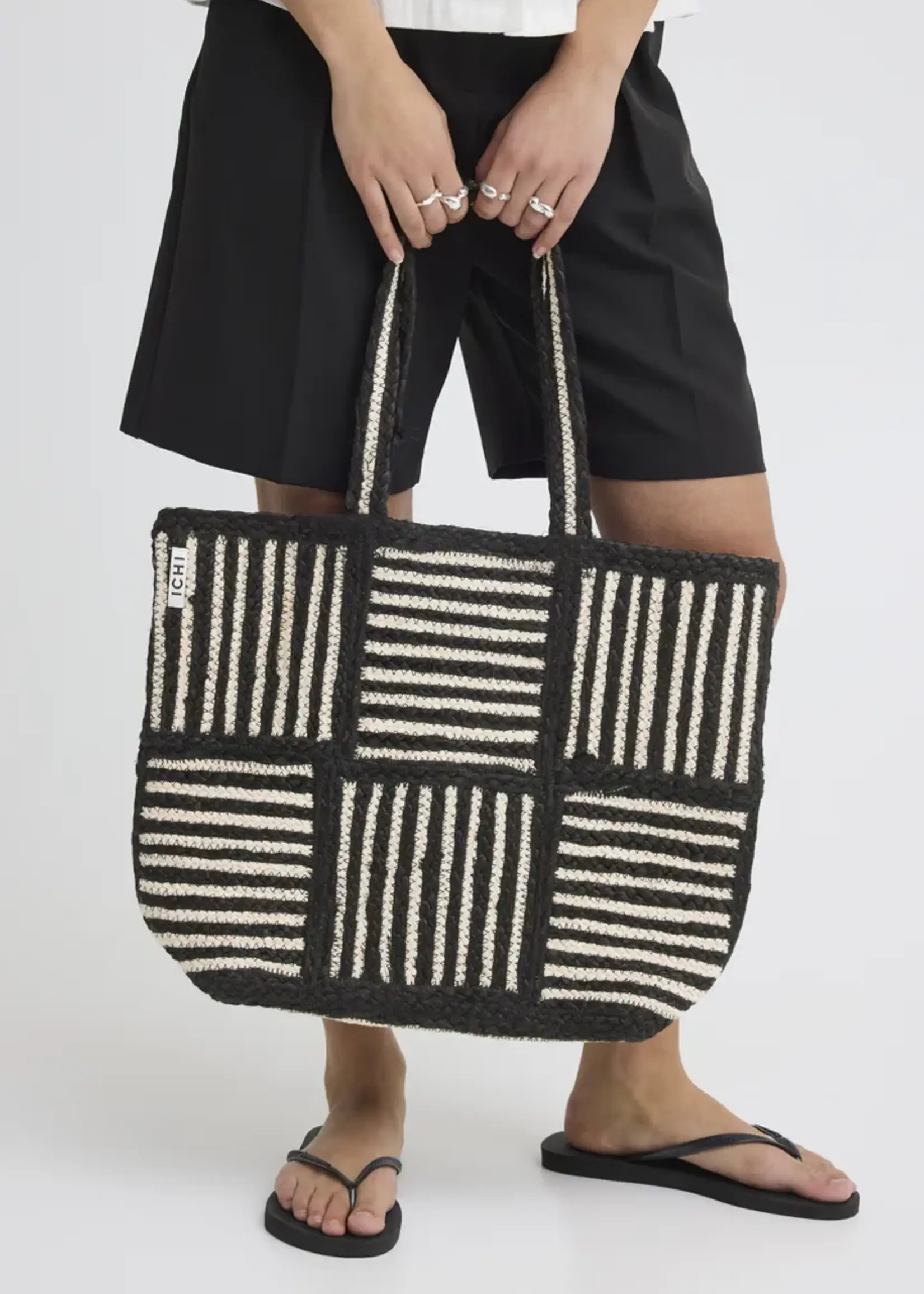 ICHI ICHI ISA Bag - Black