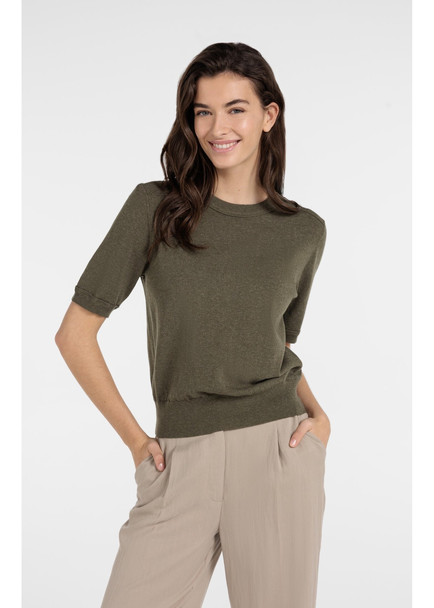 Yaya Women YAYA Chandail Manches Courtes - Army Green
