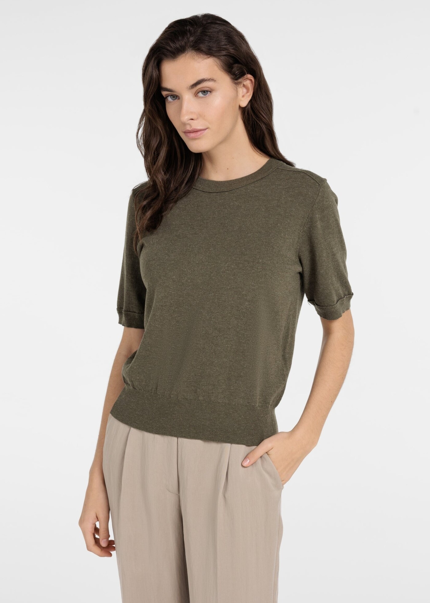 Yaya Women YAYA Chandail Manches Courtes - Army Green