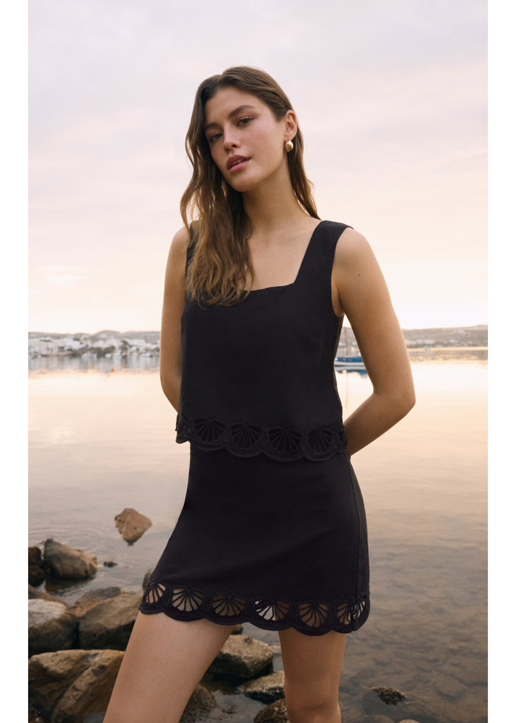 Z-Supply Z-Supply Charlene Embroidery Mini Skirt - Black